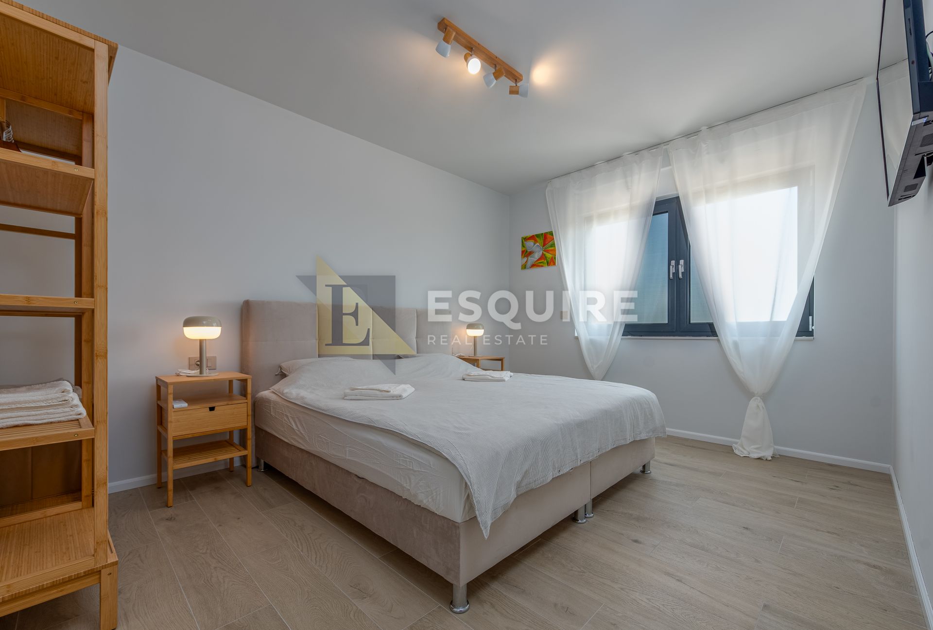 Casa In vendita -  Poljica Brig