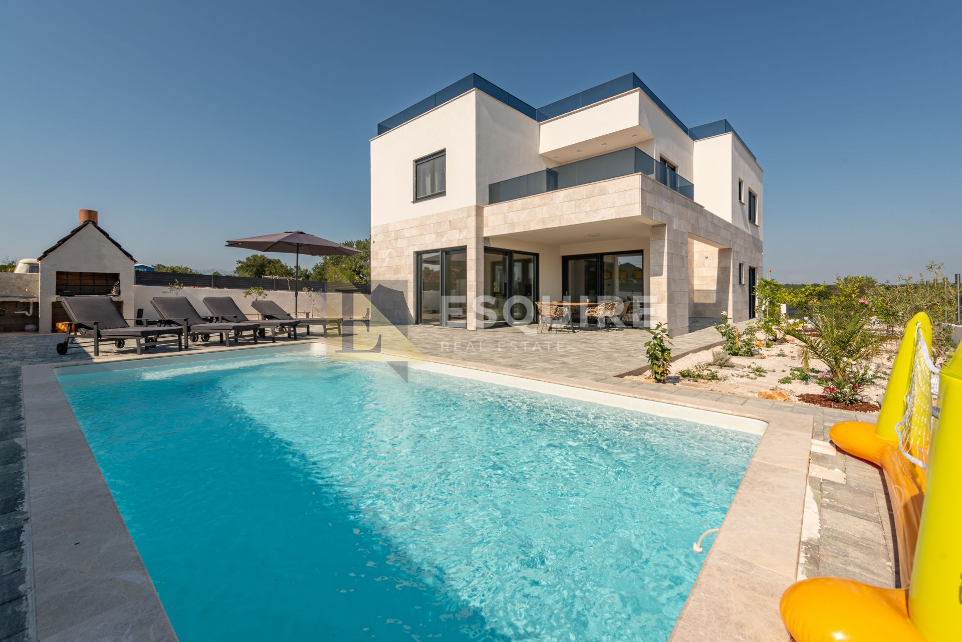 Casa In vendita -  Poljica Brig