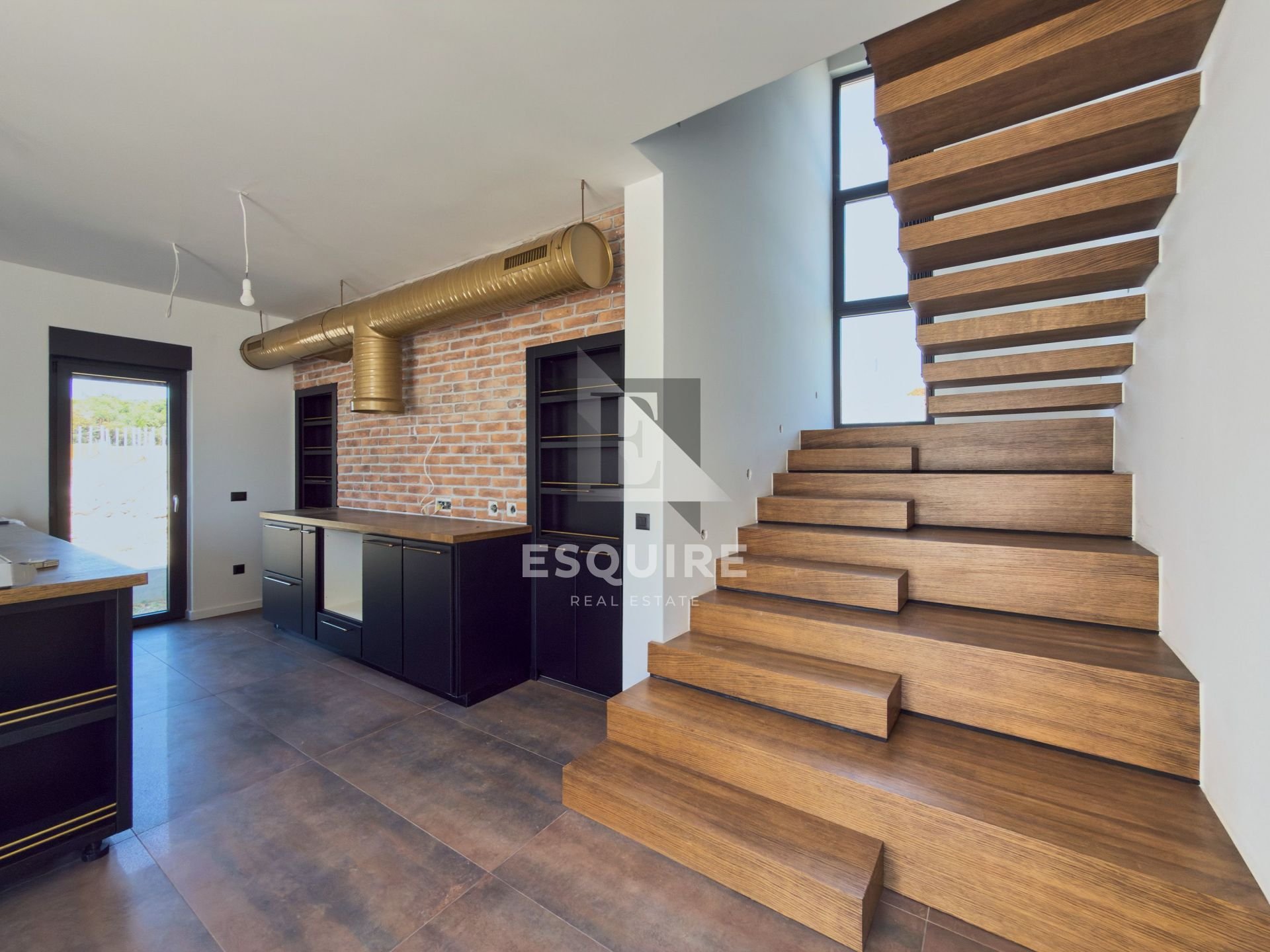 House For sale - Zadarska Plovanija
