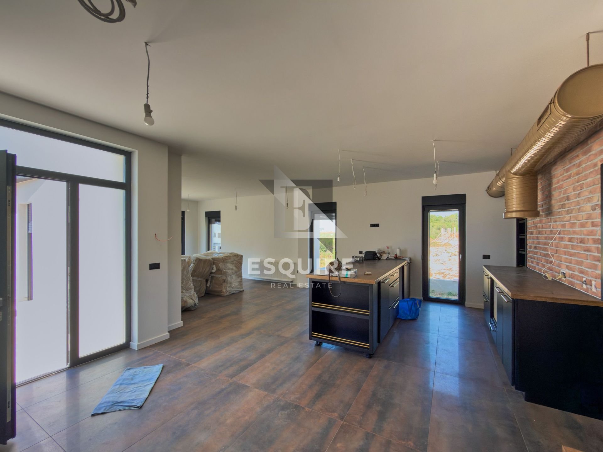 House For sale - Zadarska Plovanija