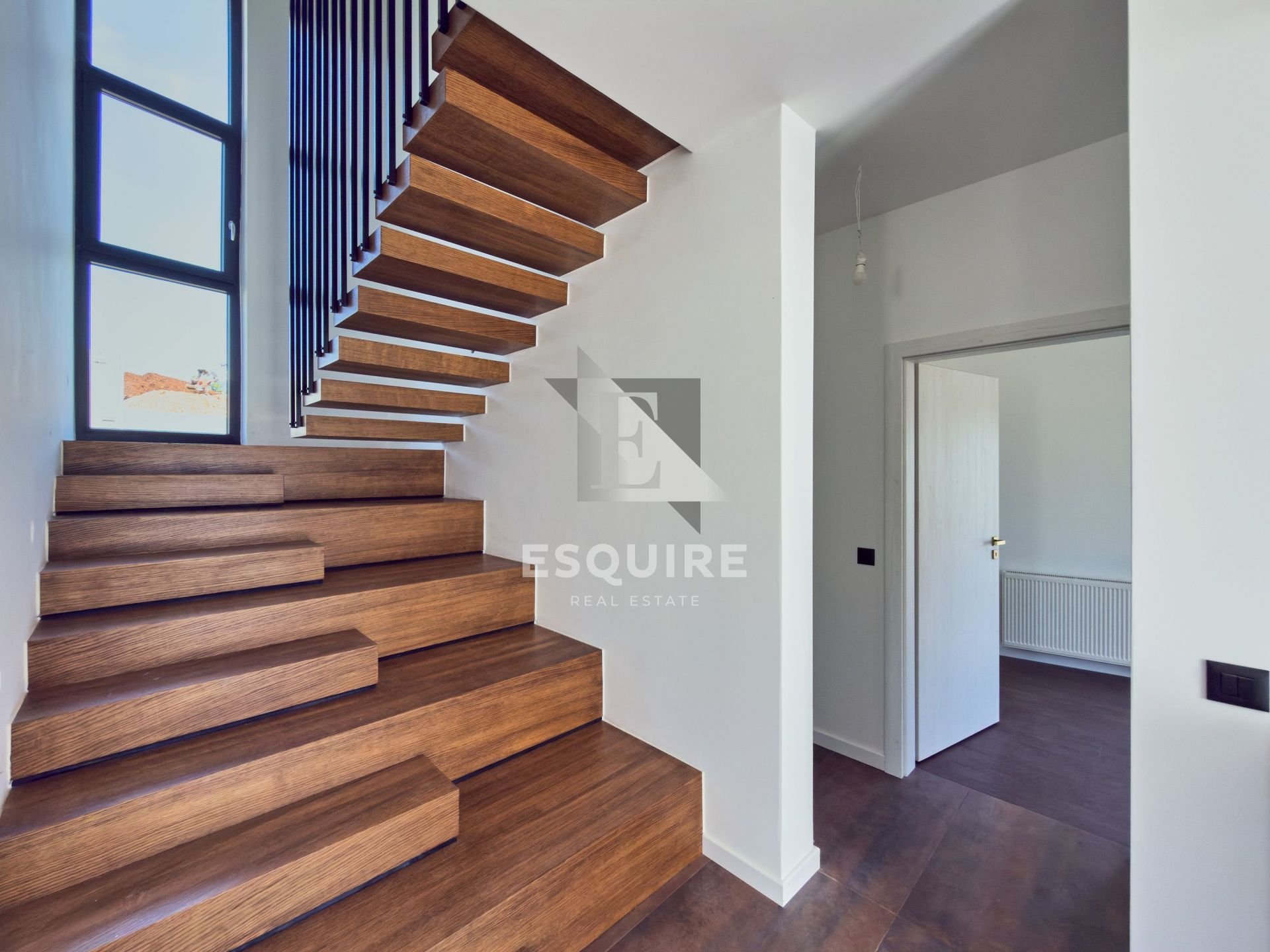 House For sale - Zadarska Plovanija