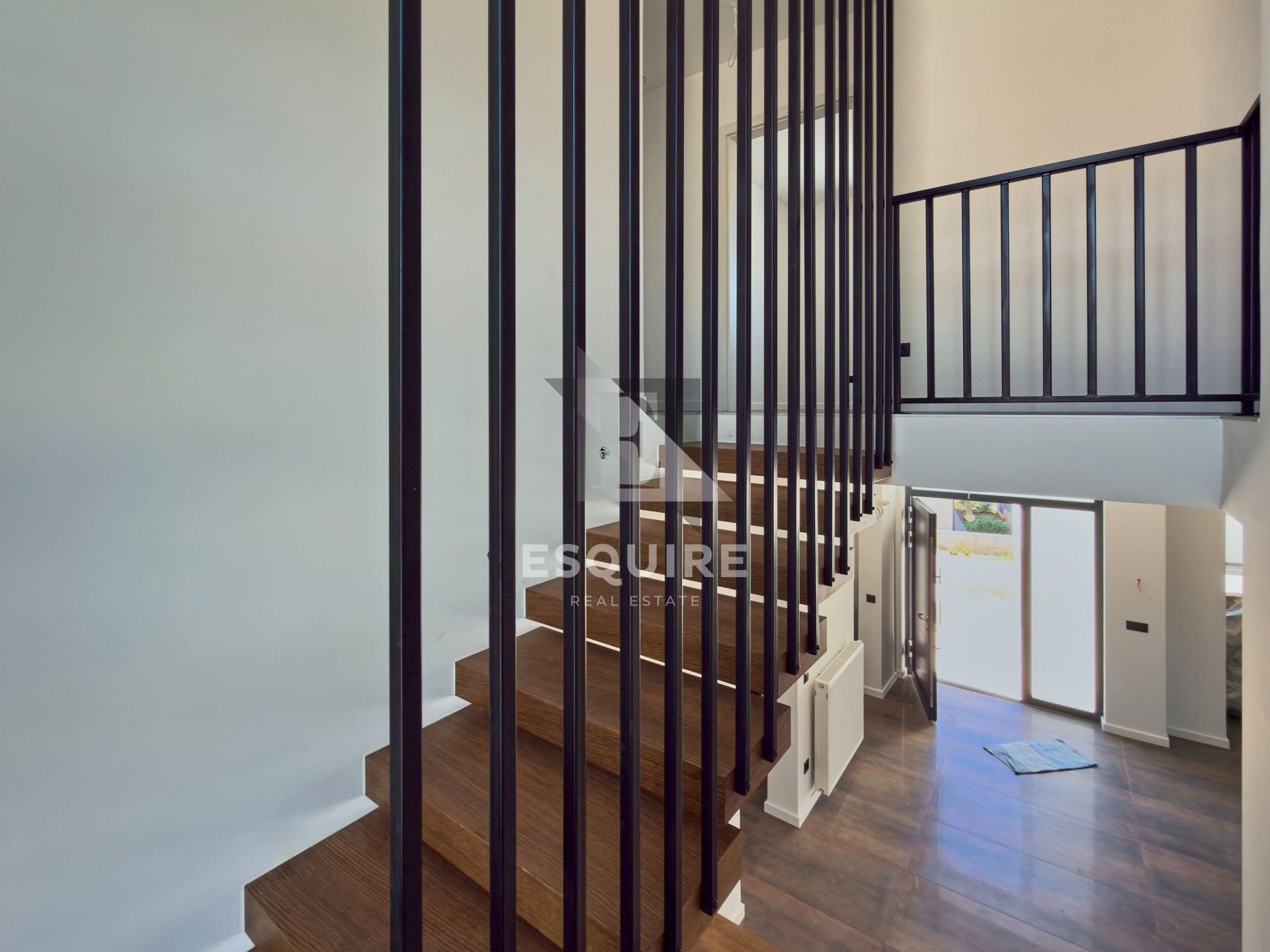 House For sale - Zadarska Plovanija