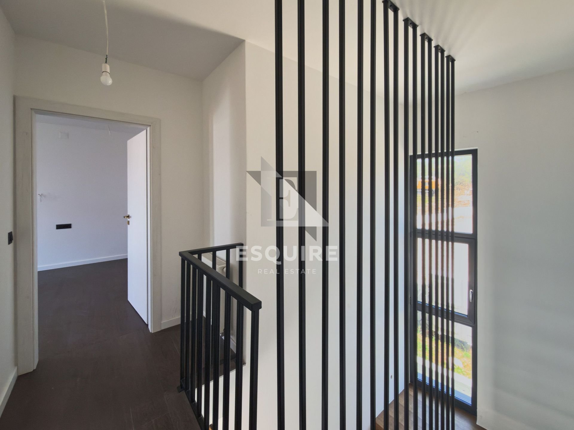 House For sale - Zadarska Plovanija