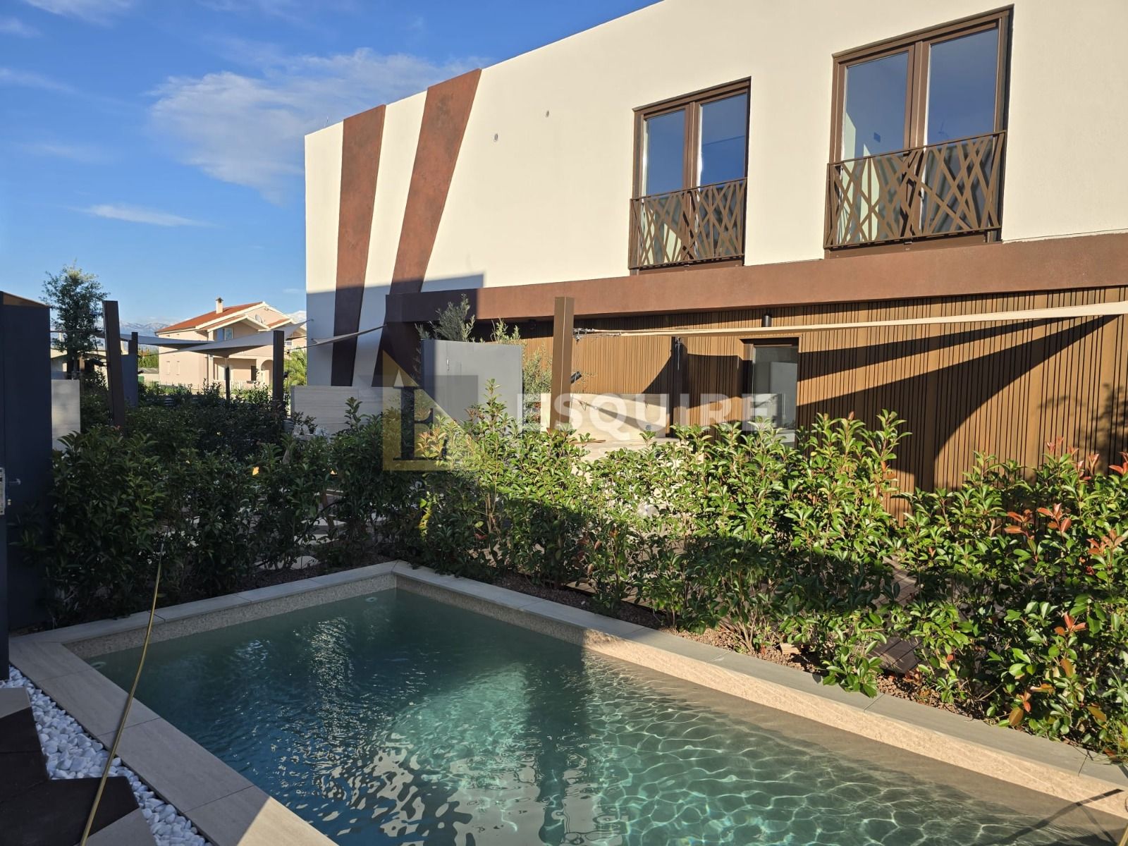 House For sale -  Nin