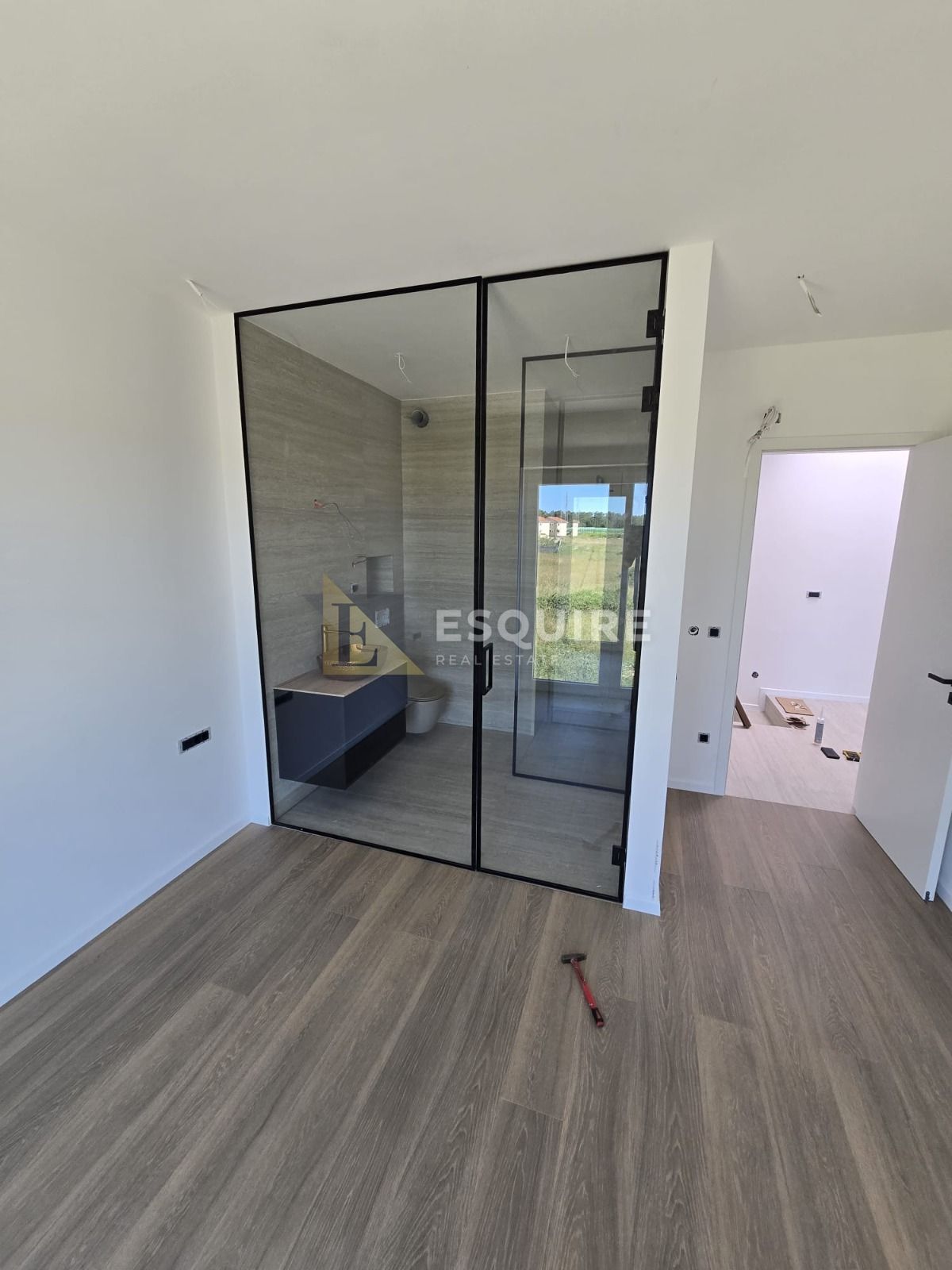 House For sale -  Nin