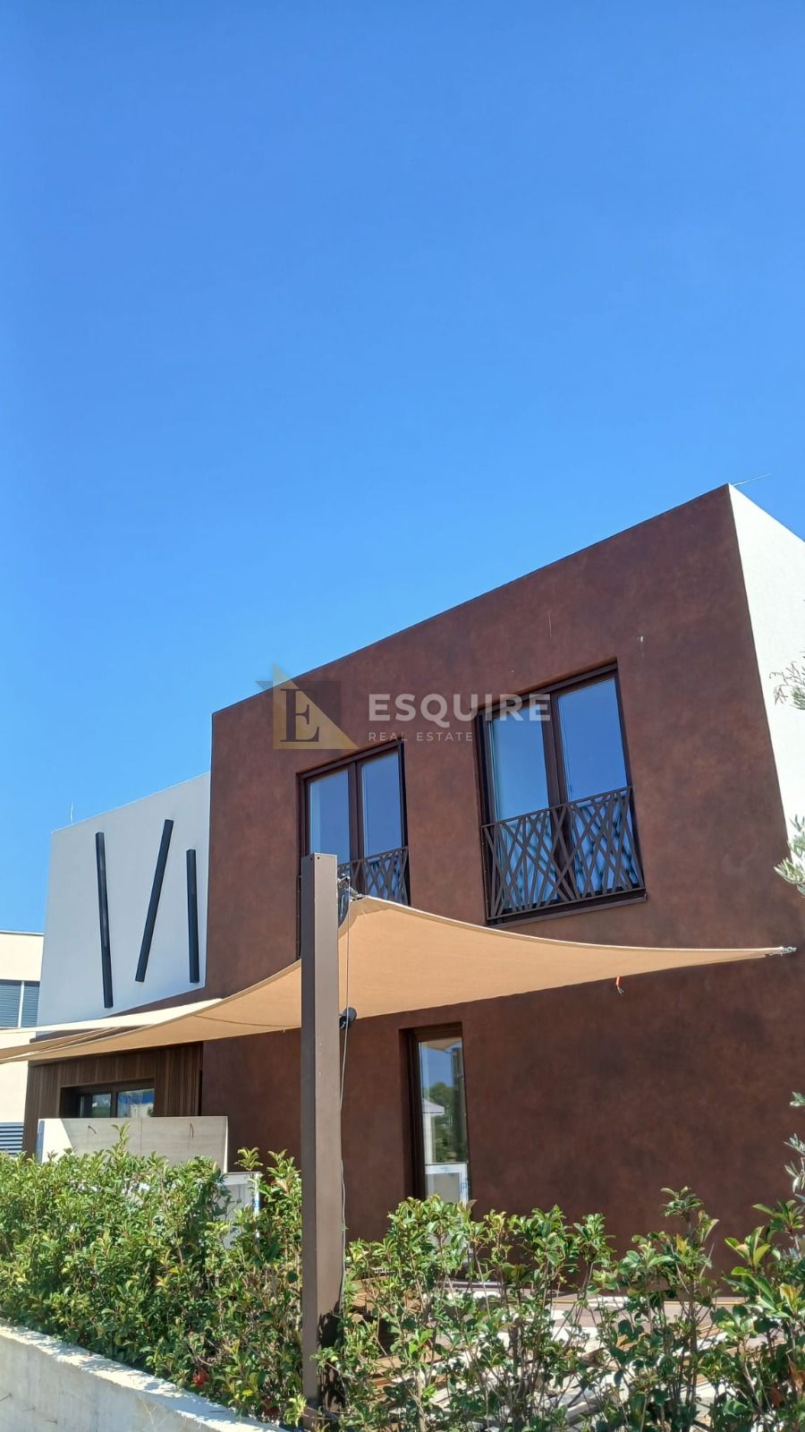 House For sale -  Nin
