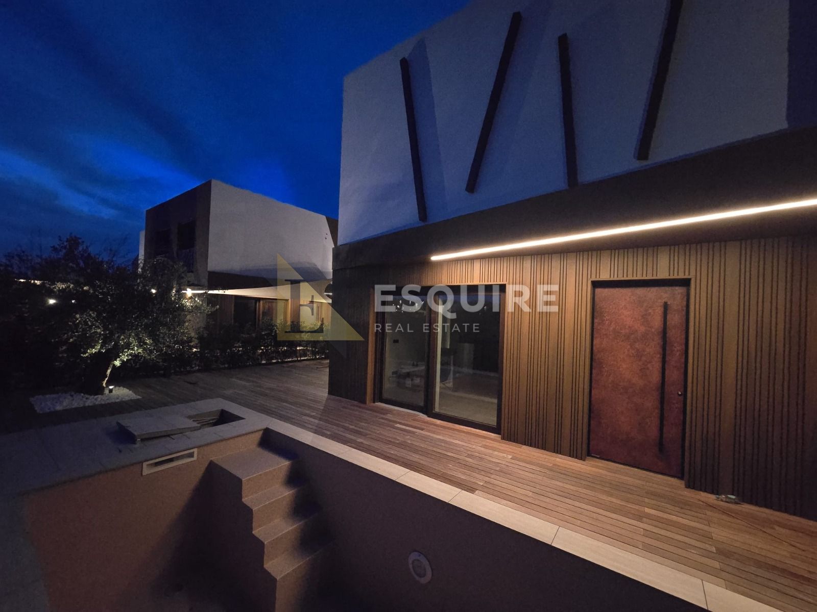 House For sale -  Nin