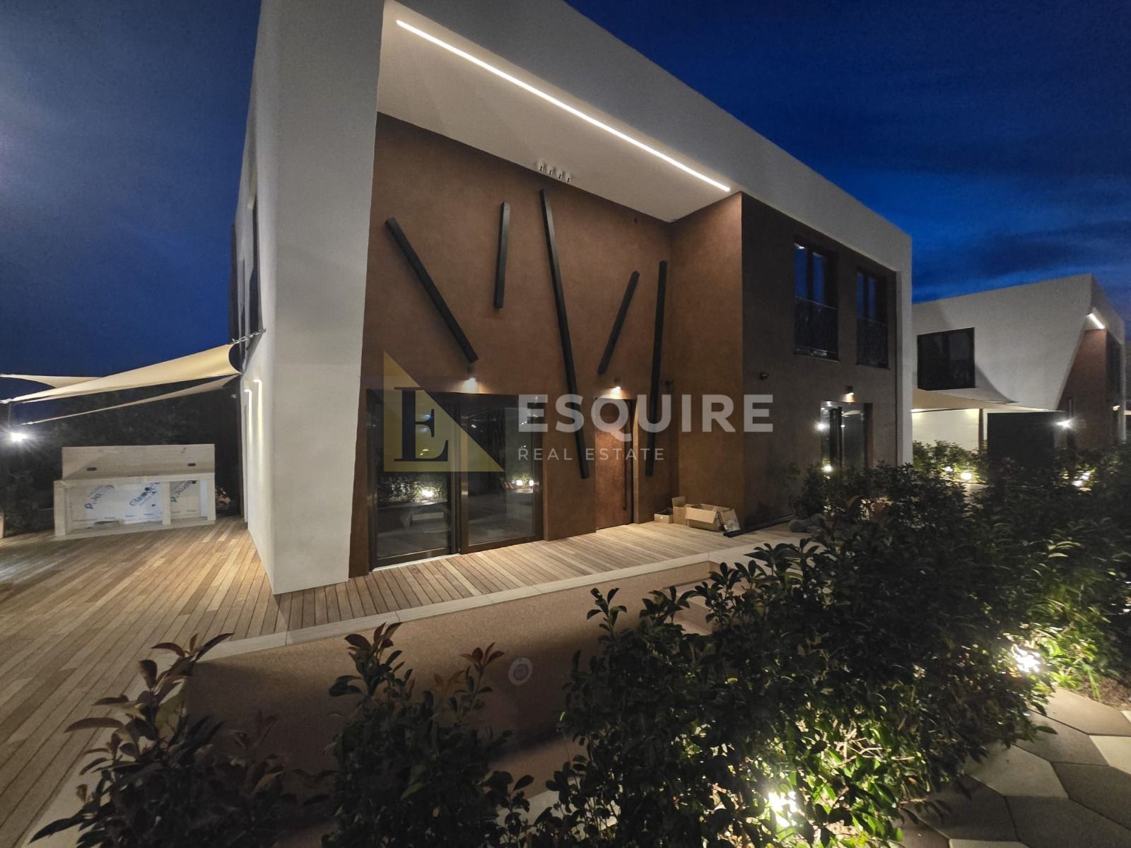 House For sale -  Nin