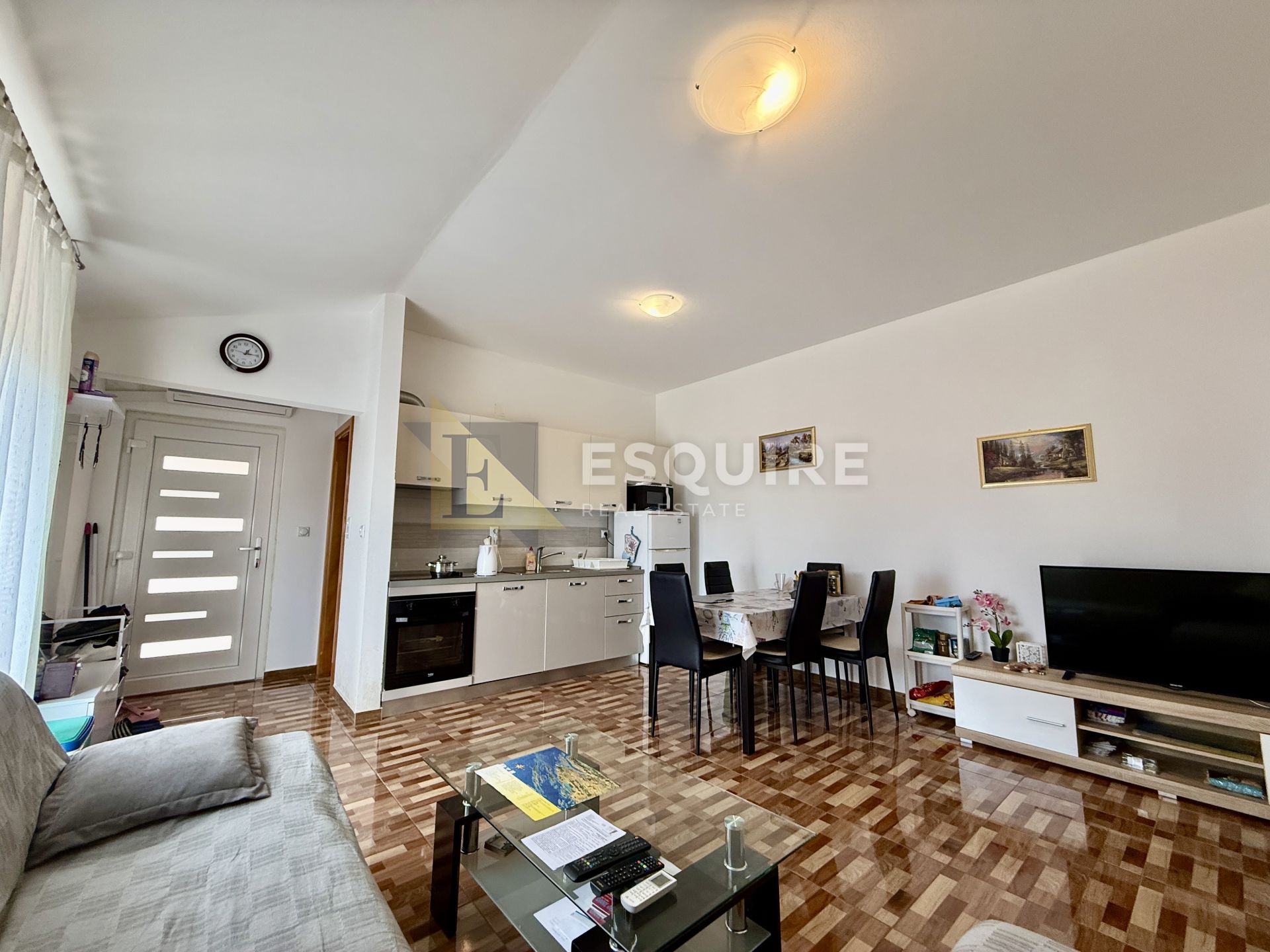 Flat For sale -  Zaton