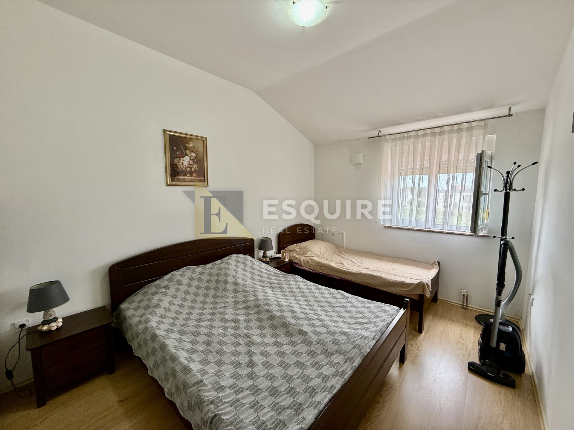 Flat For sale -  Zaton