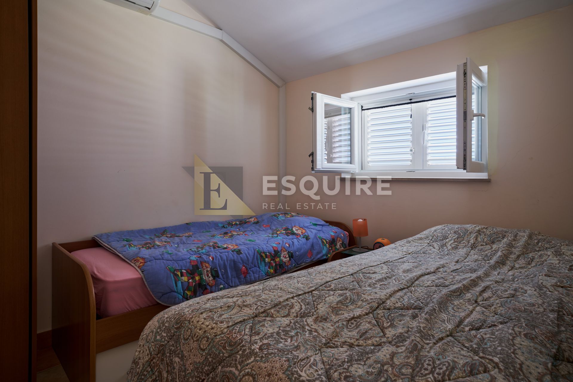 Apartmán Na prodej -  Turanj