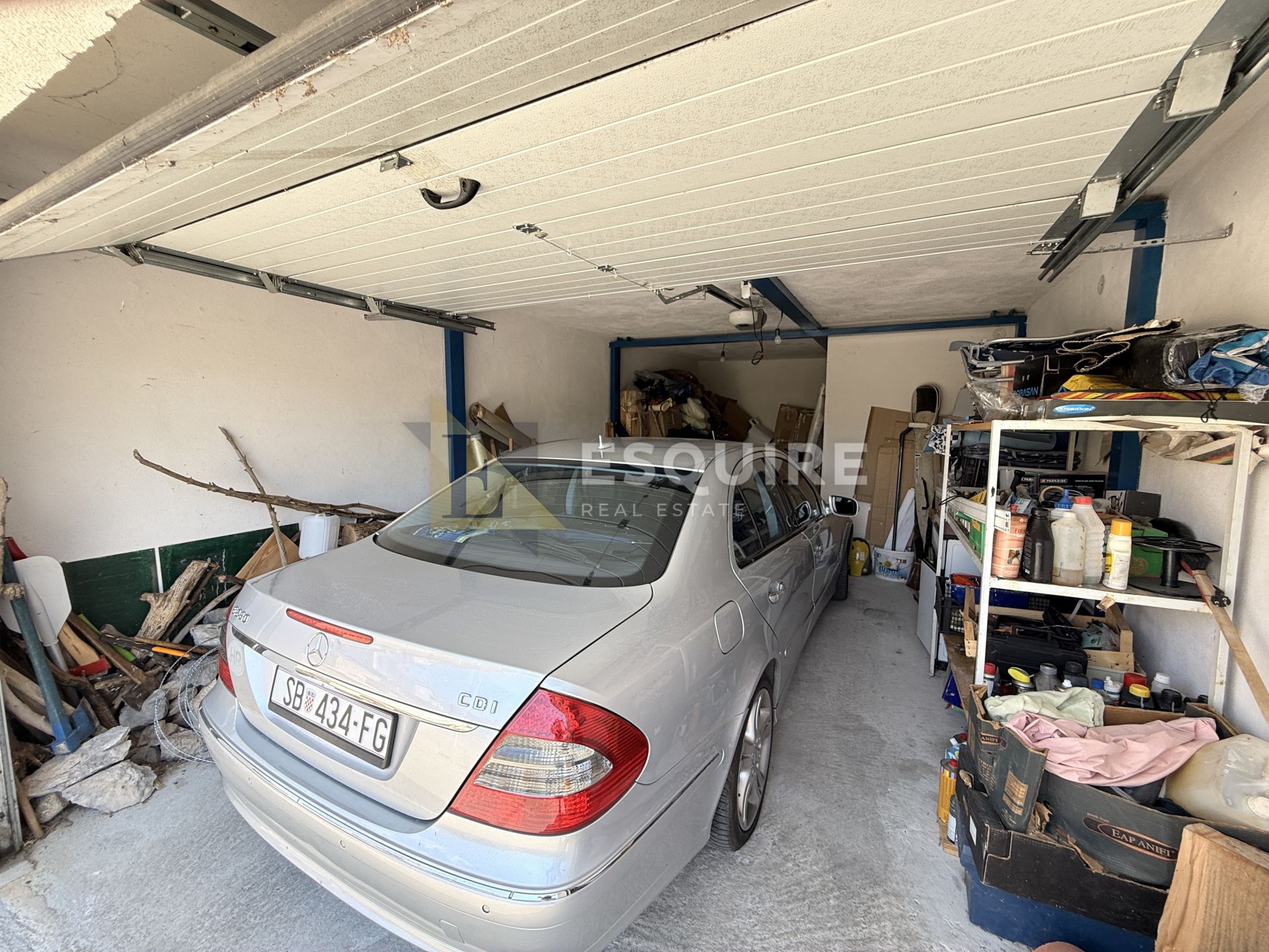 House For sale -  Grbe