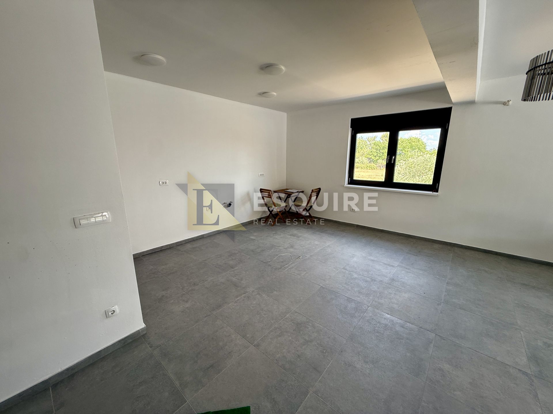 House For sale -  Grbe