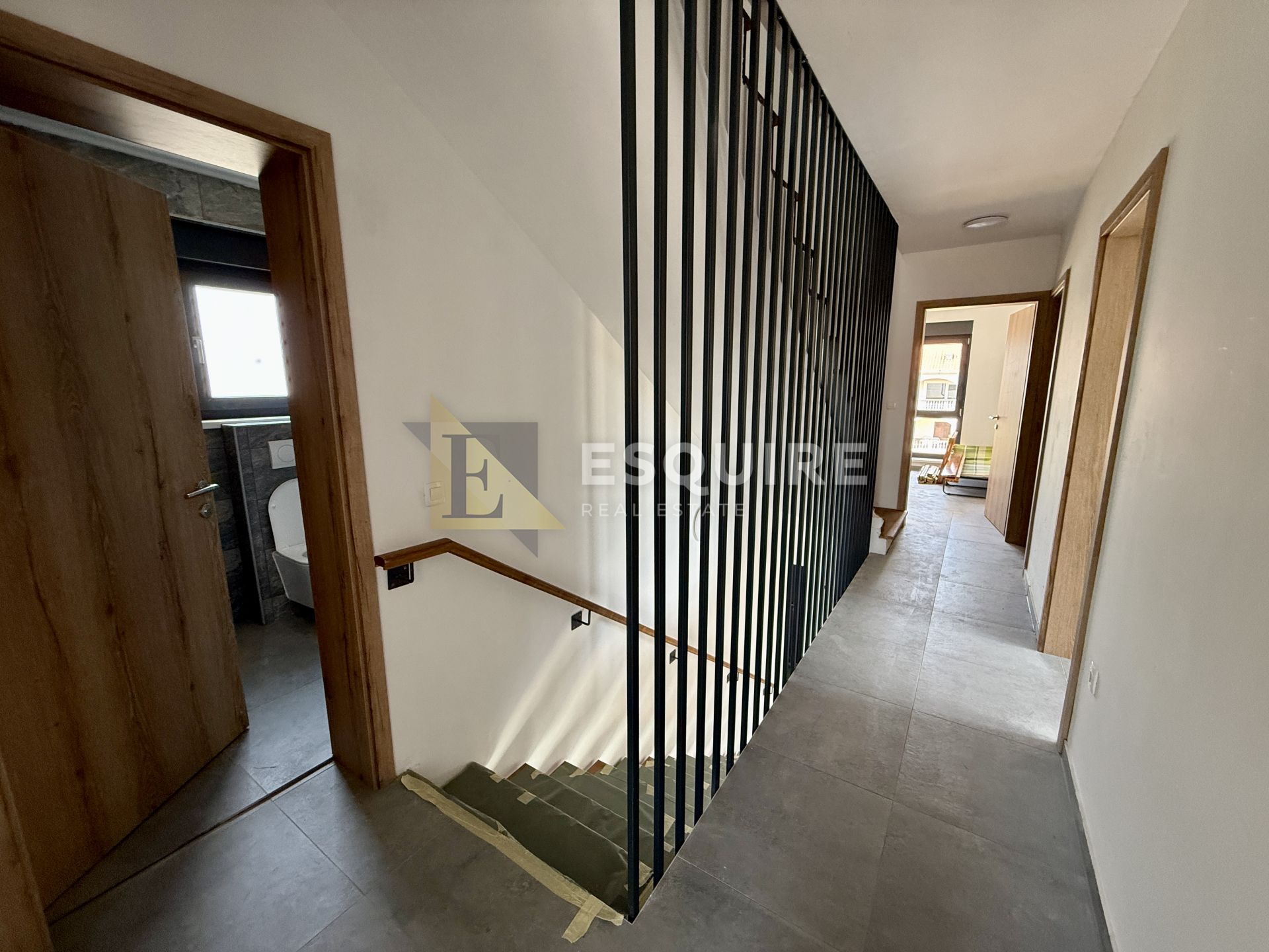 House For sale -  Grbe