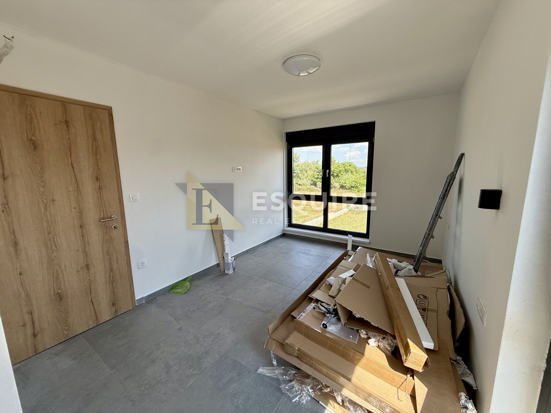 House For sale -  Grbe