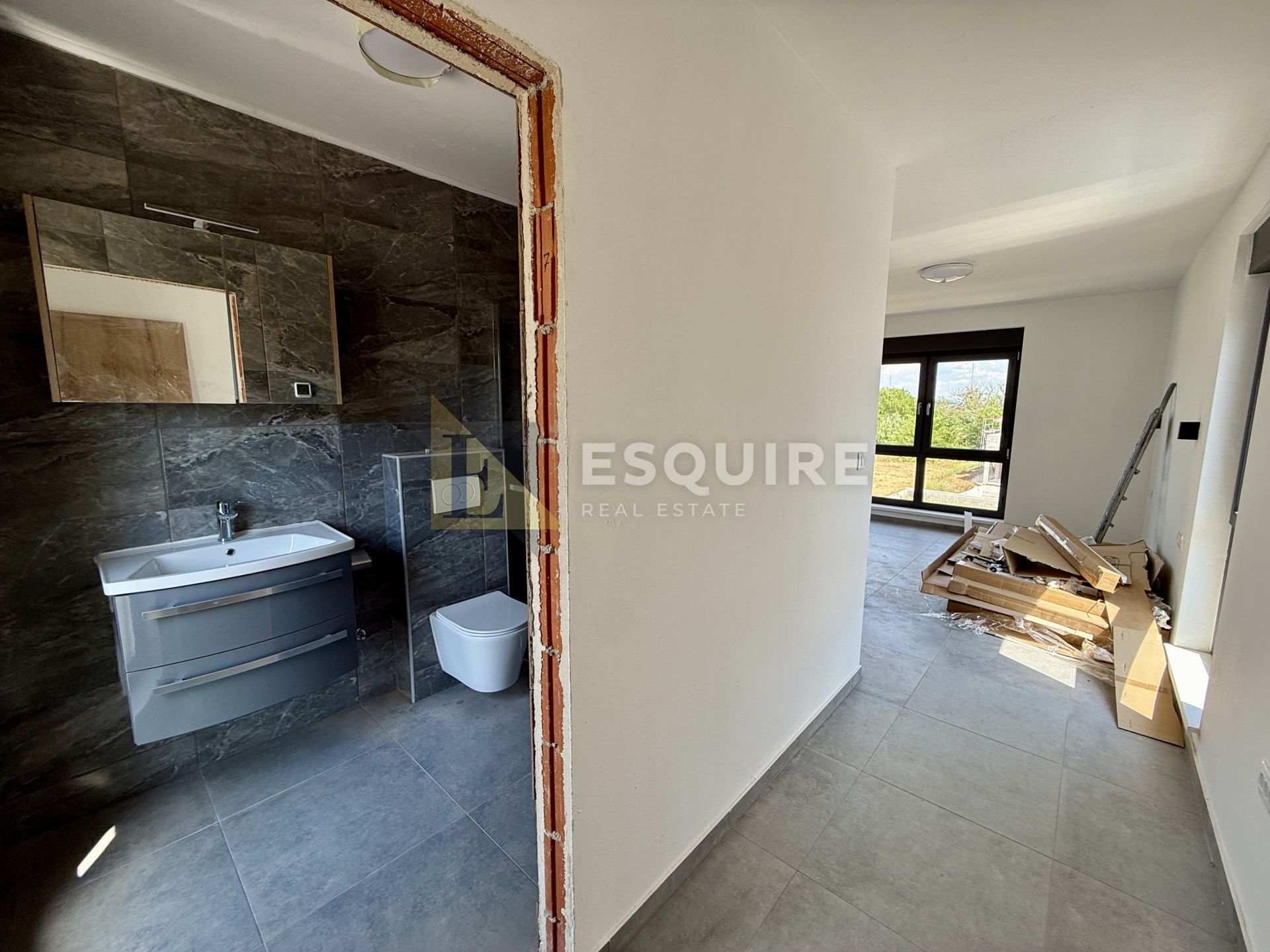 House For sale -  Grbe