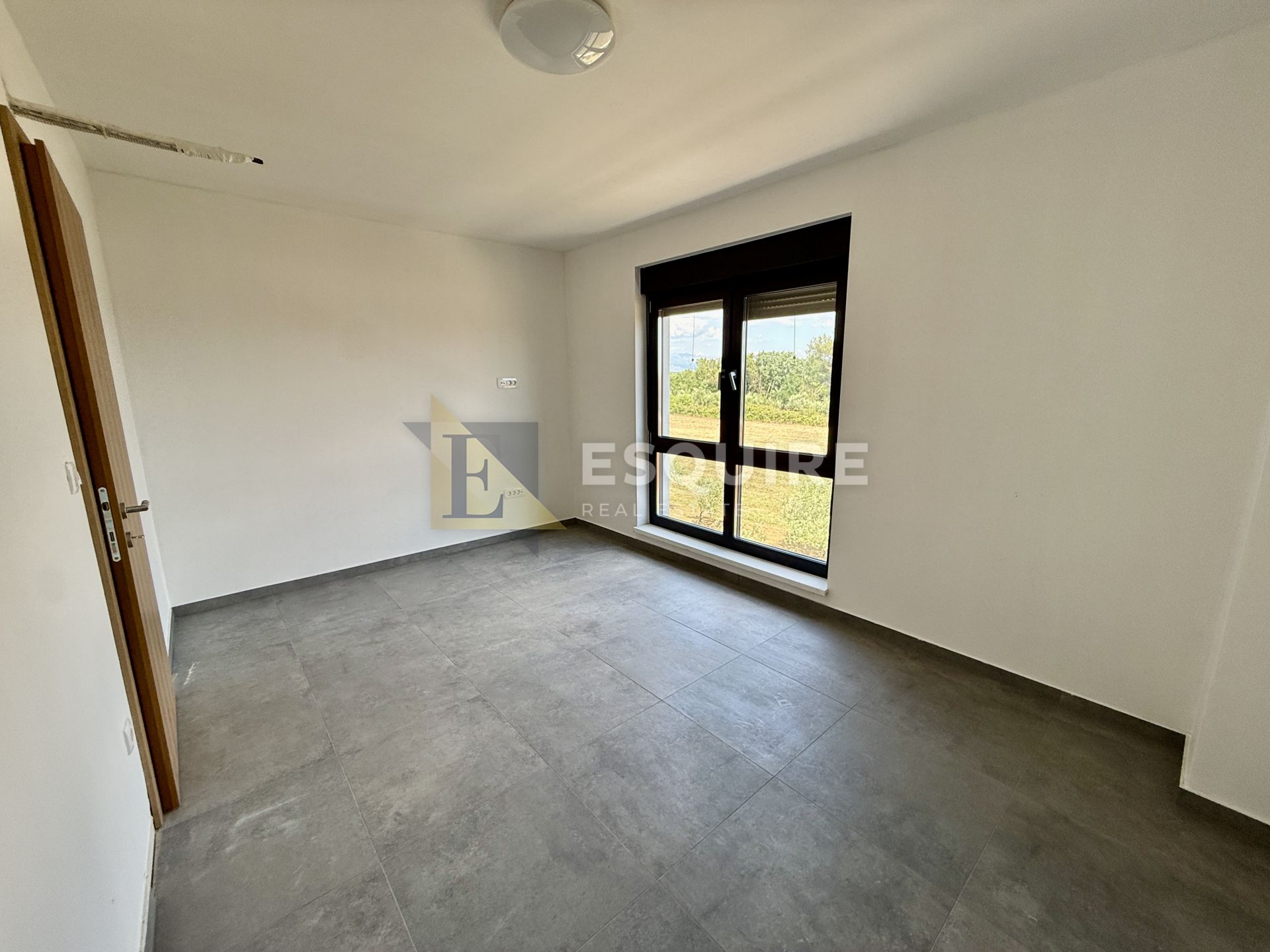 House For sale -  Grbe