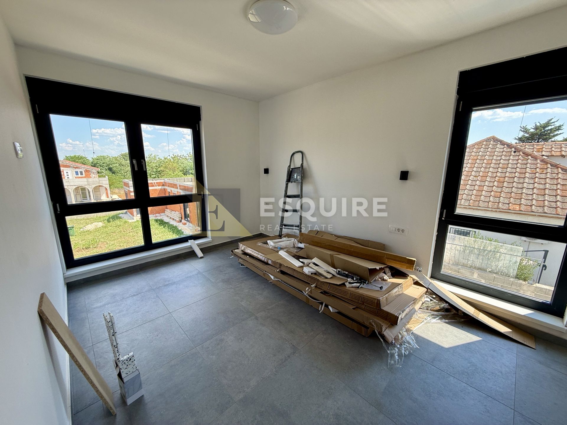 House For sale -  Grbe