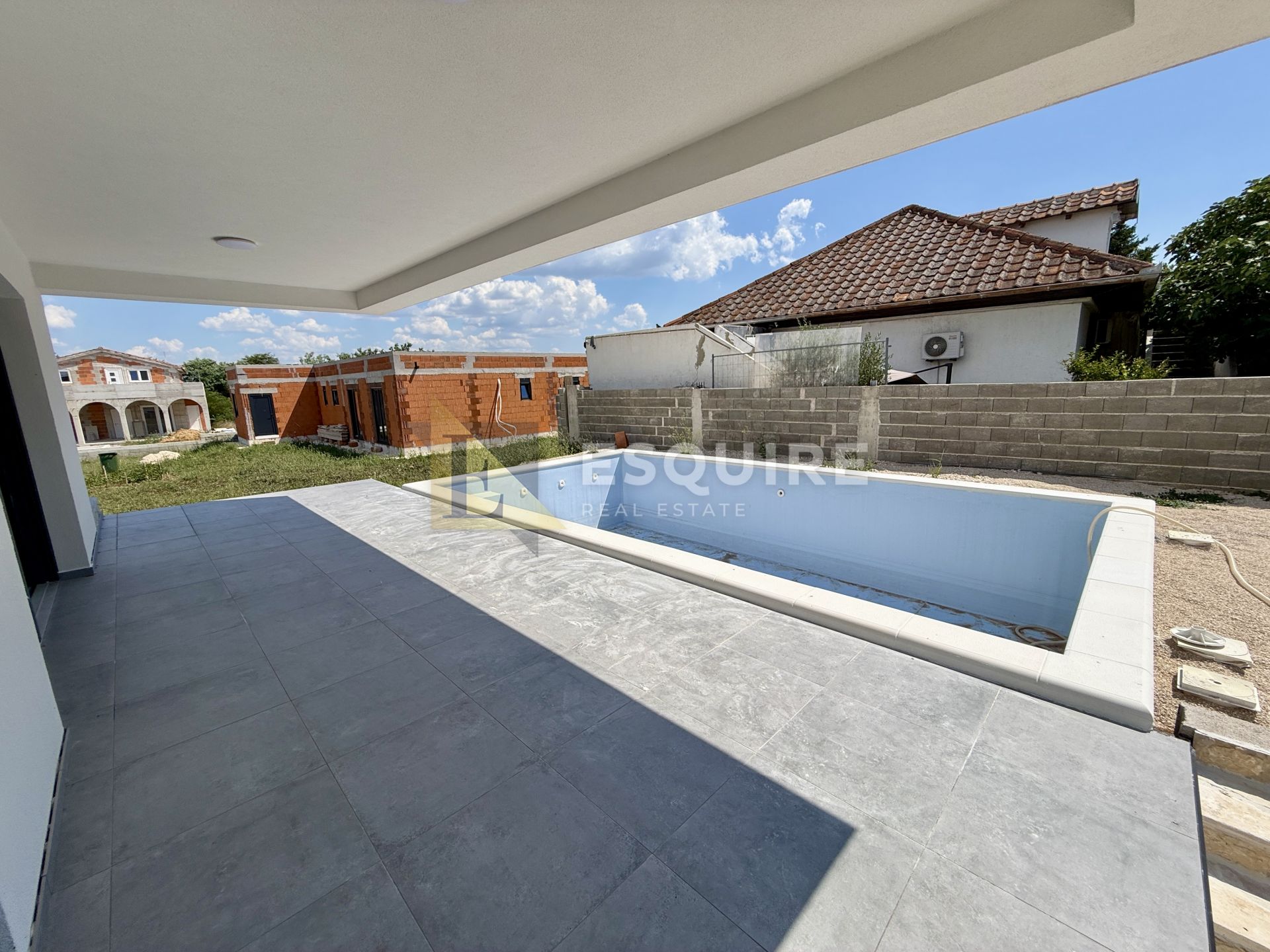 House For sale -  Grbe