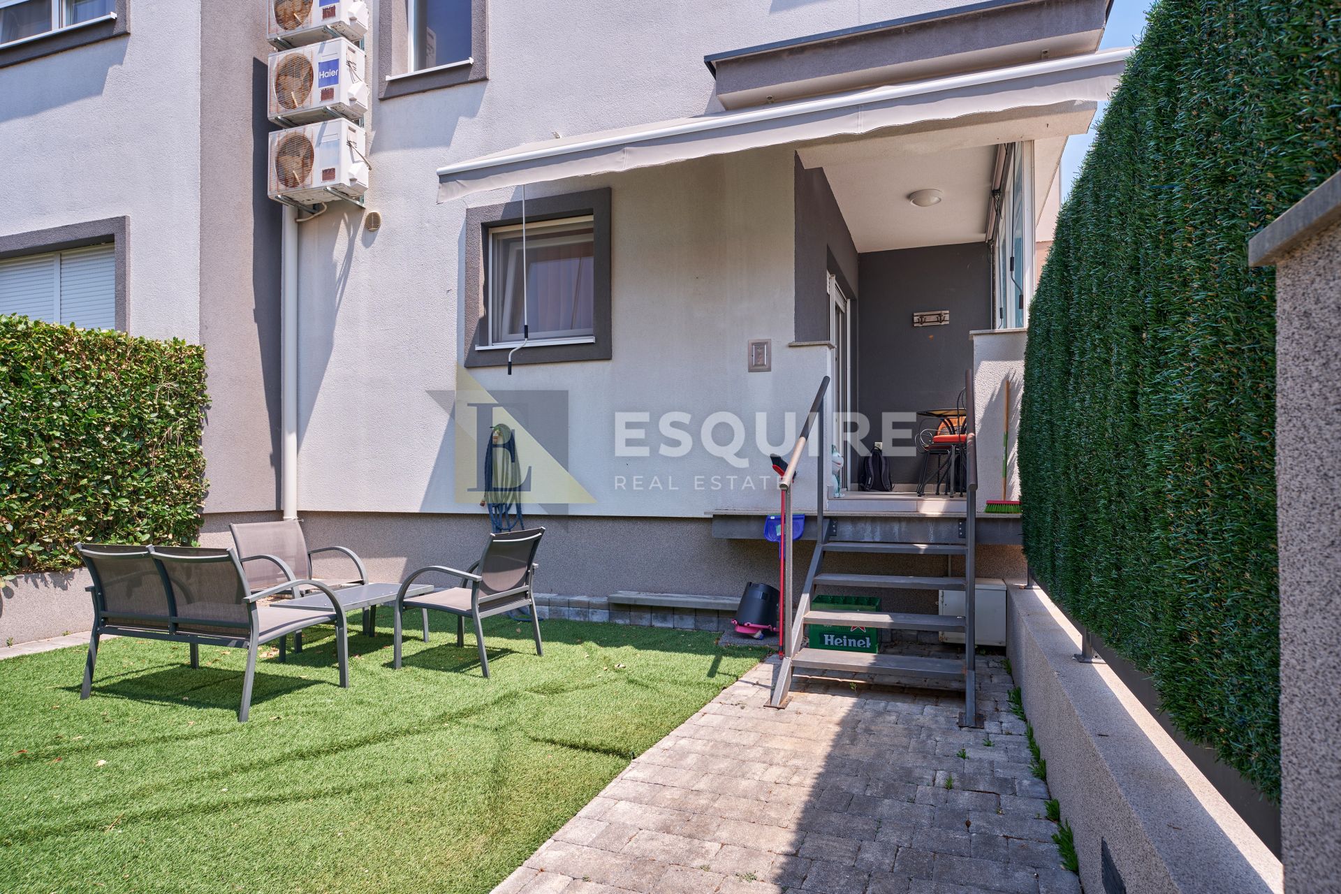 Apartment Zu verkaufen -  Plovanija