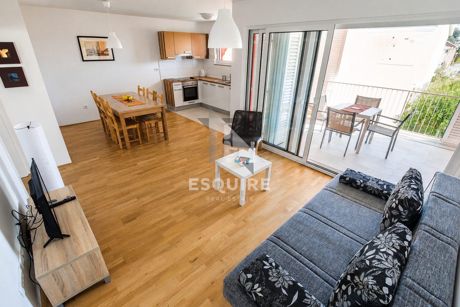 Apartmán Na predaj - Privlaka - foto 1/18