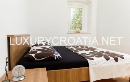 Casa In vendita - SPLITSKO-DALMATINSKA  SPLIT 