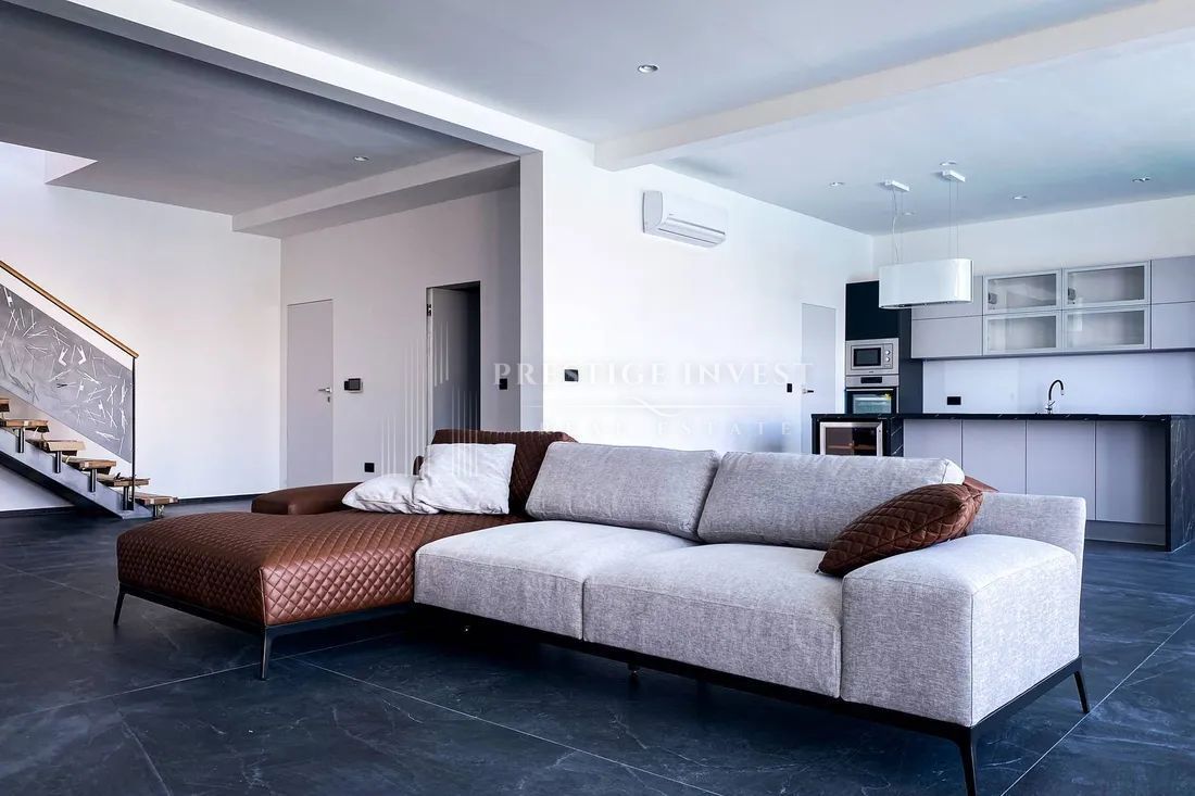 Haus Zu verkaufen - Splitsko-dalmatinska Okrug Donji