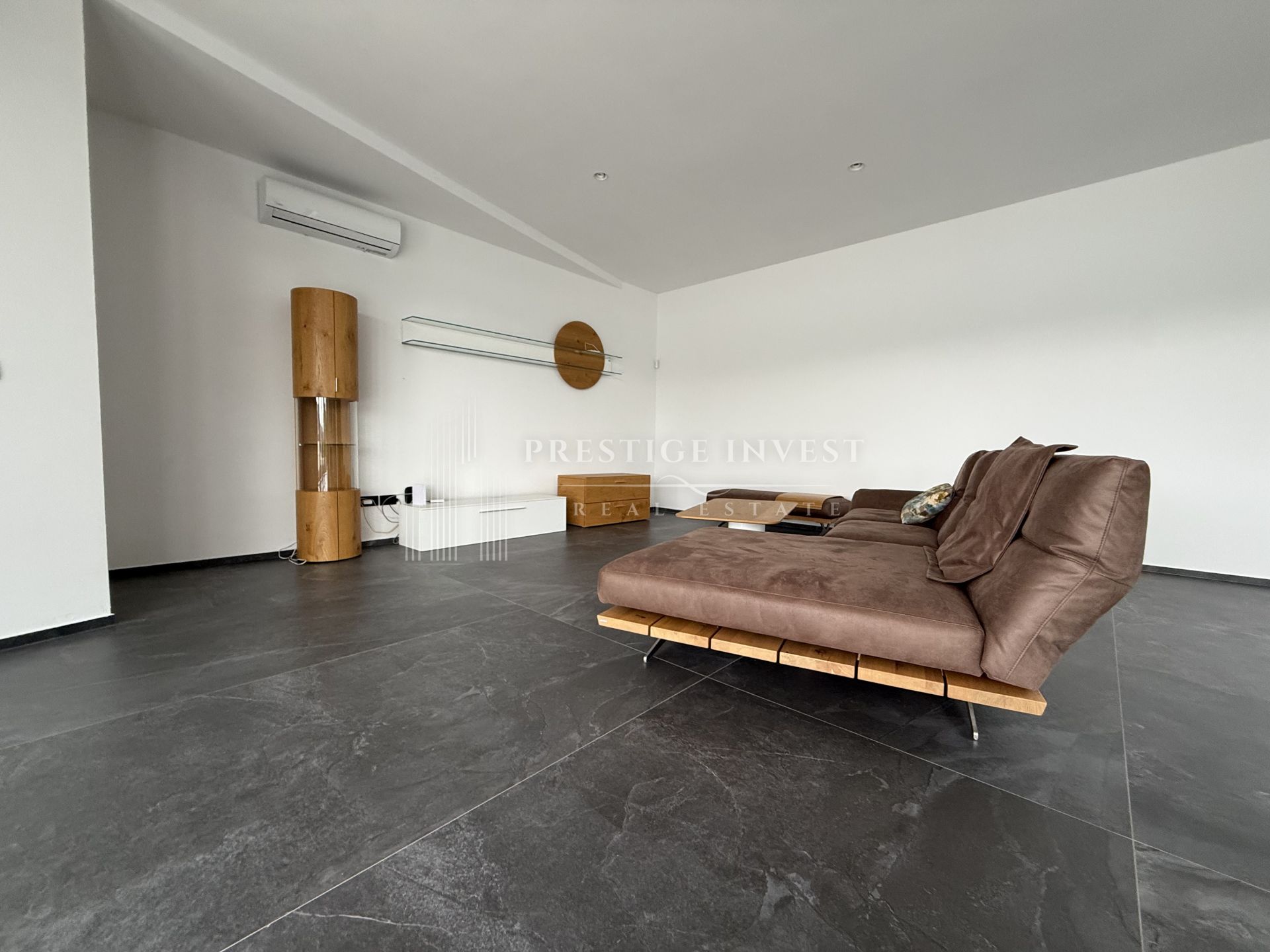 House For sale - Splitsko-dalmatinska Okrug Donji