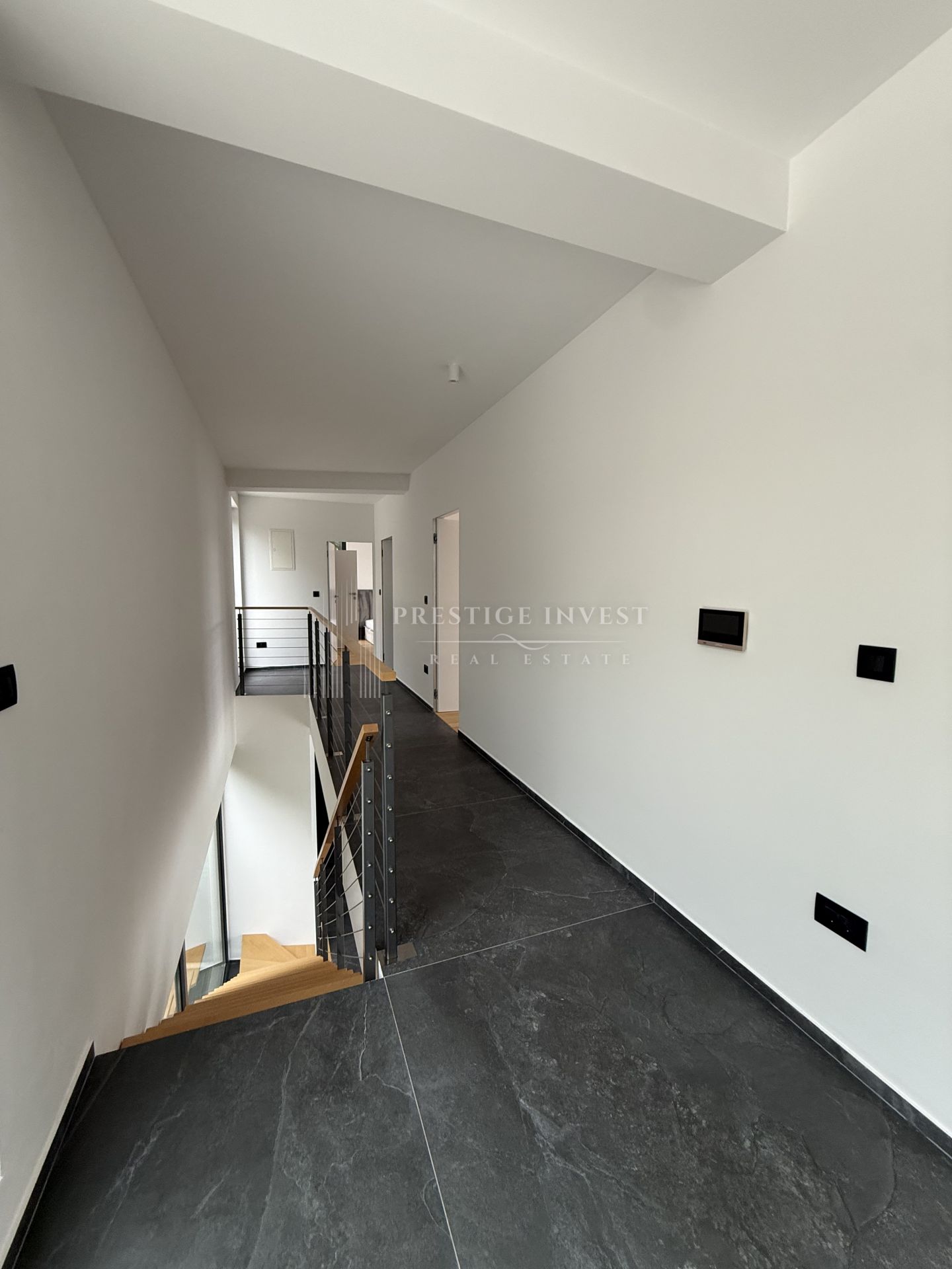 House For sale - Splitsko-dalmatinska Okrug Donji