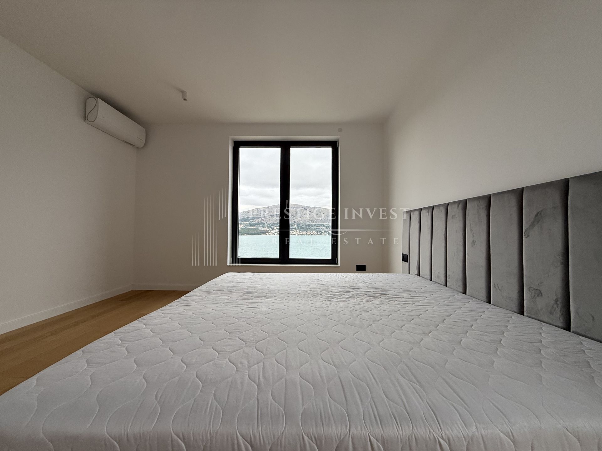 House For sale - Splitsko-dalmatinska Okrug Donji