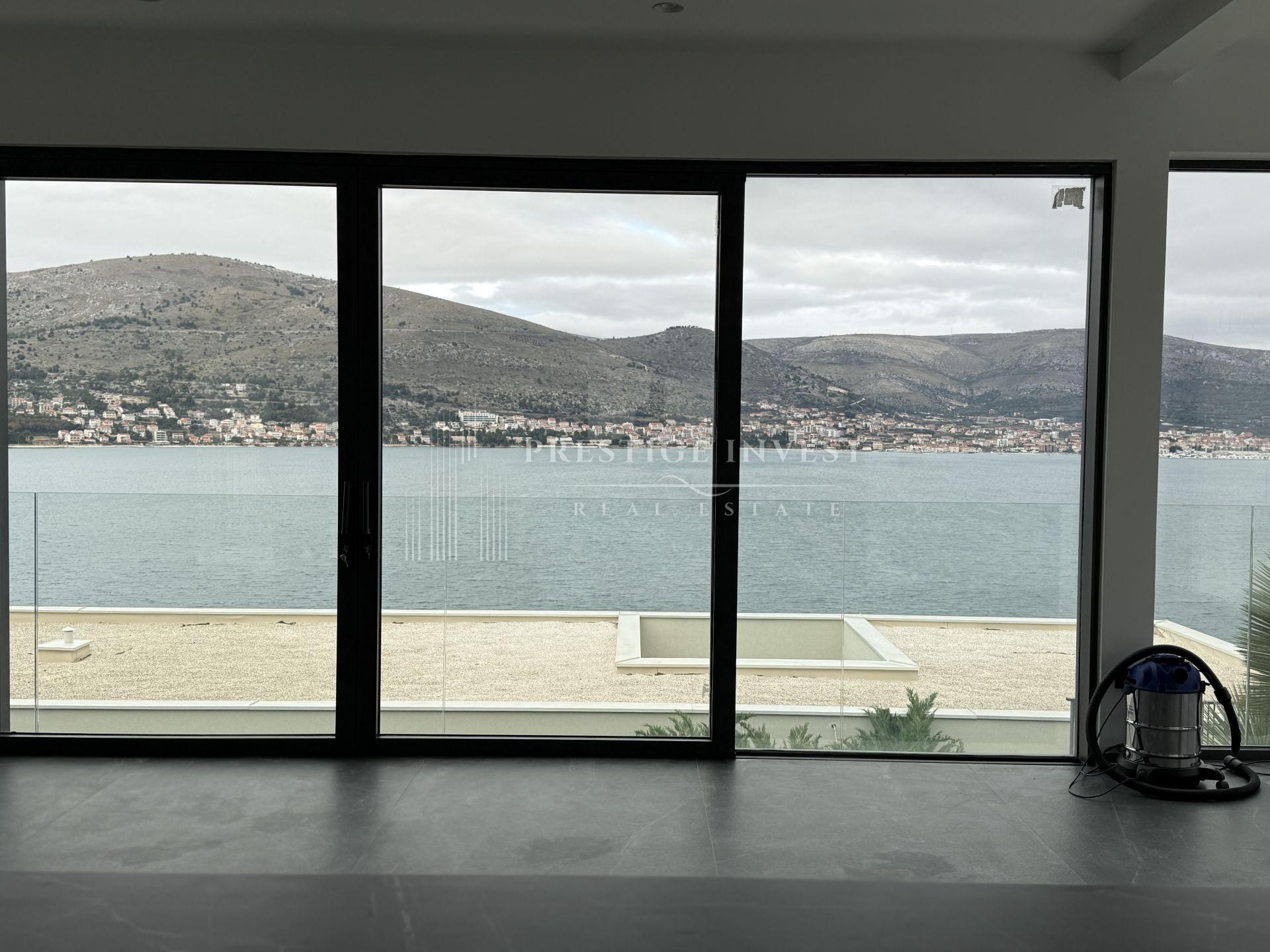 House For sale - Splitsko-dalmatinska Okrug Donji
