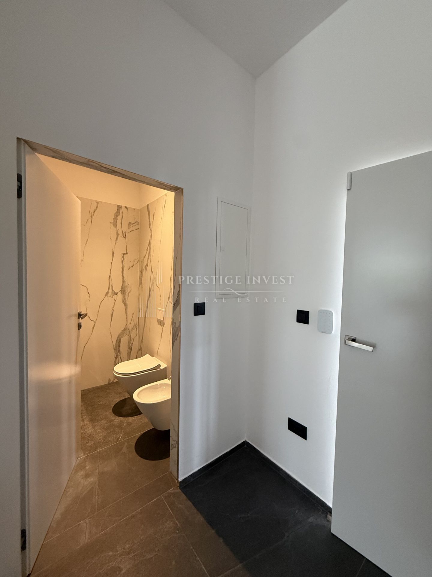 House For sale - Splitsko-dalmatinska Okrug Donji