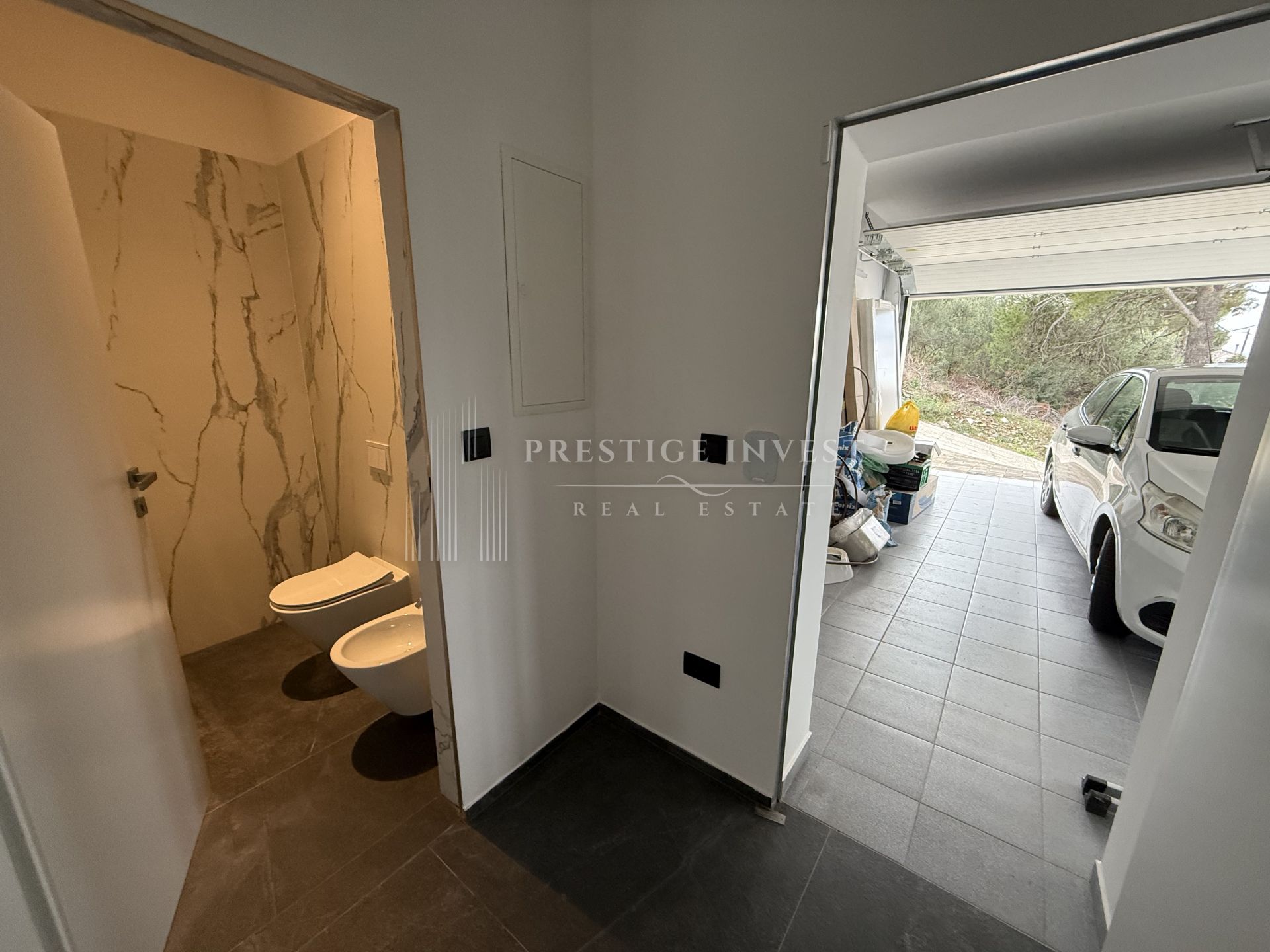 House For sale - Splitsko-dalmatinska Okrug Donji