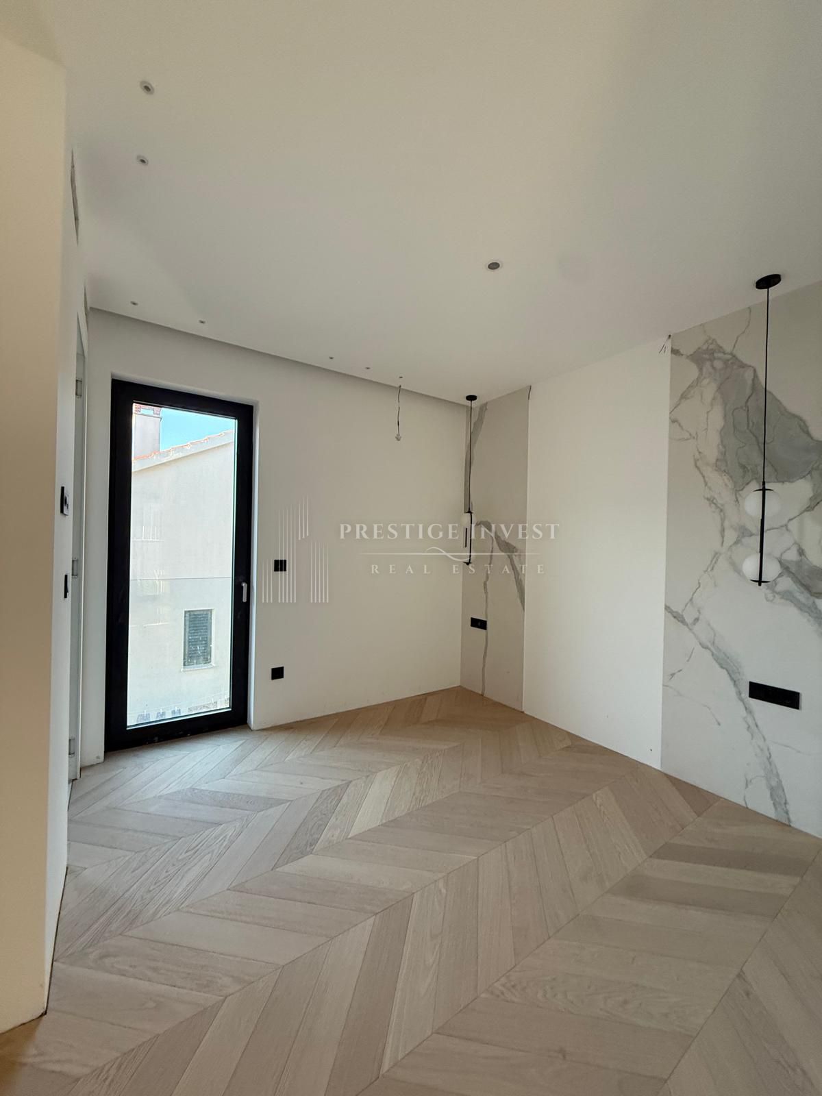 Apartmán Na prodej -  Kolovare