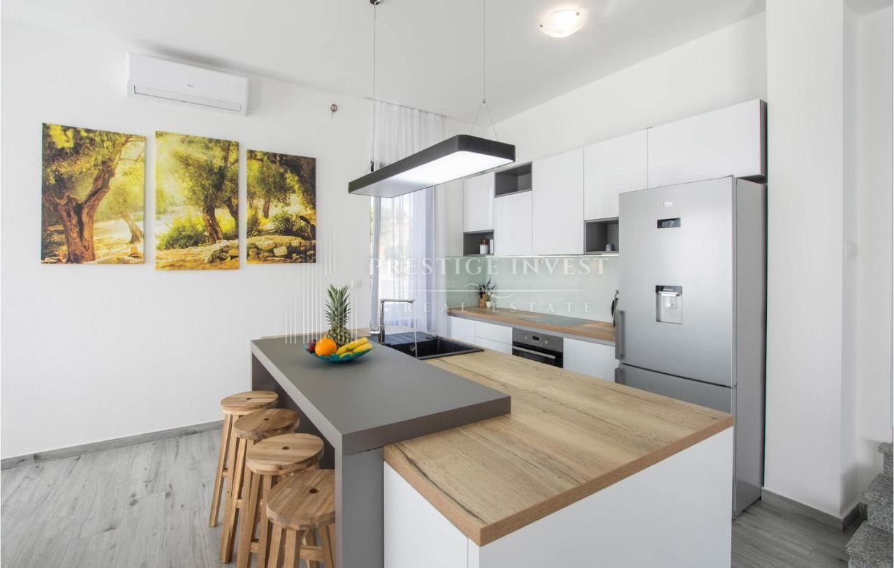 Casa In vendita - Splitsko-dalmatinska Kučine