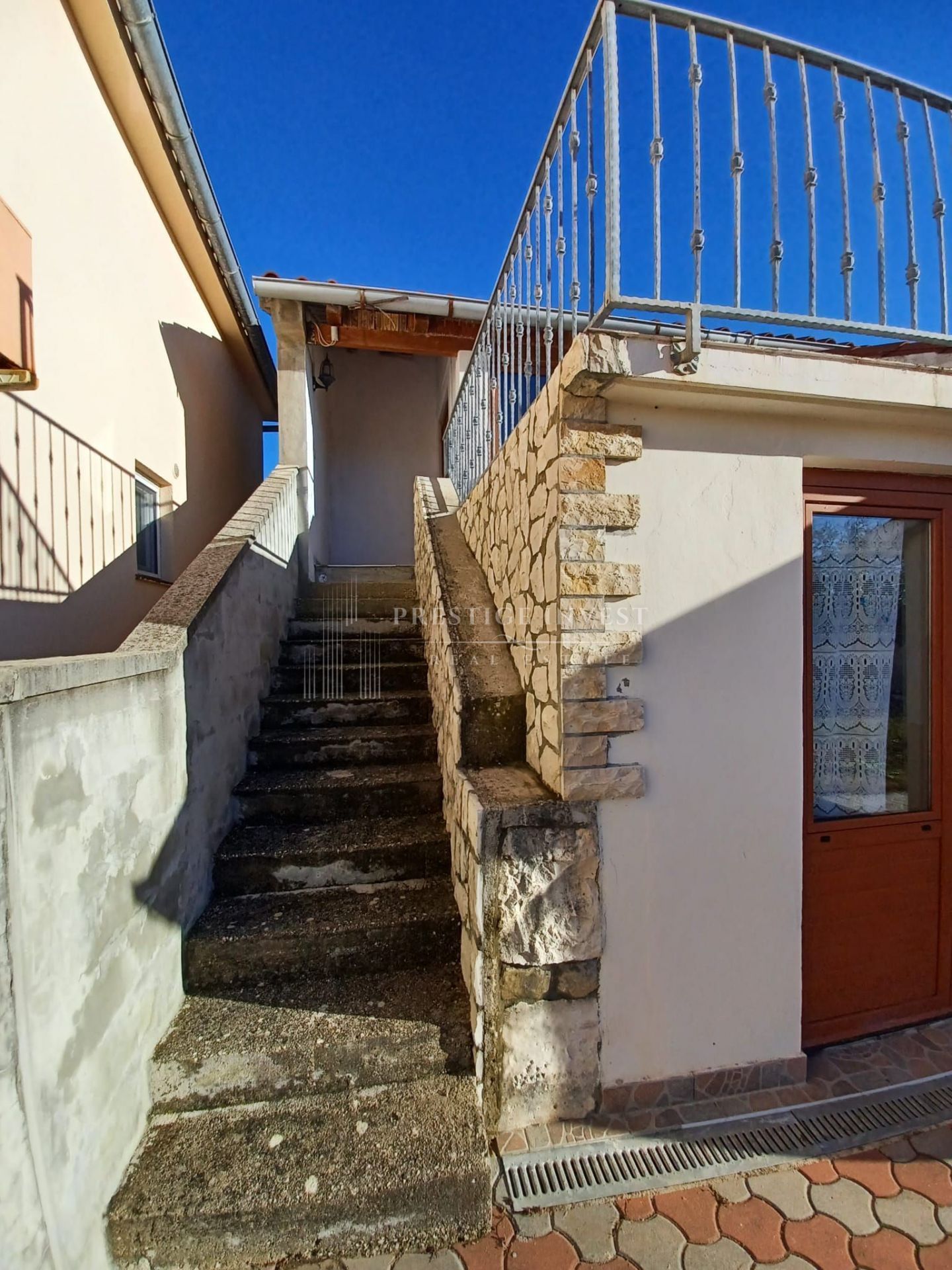 House For sale -  Ražanac