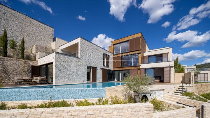 Casa in vendita 323 m² – Primošten