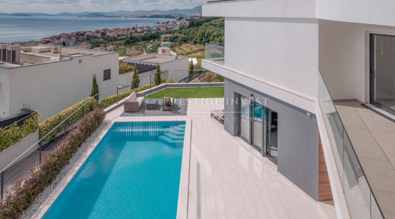 Maison À vendre - Splitsko-dalmatinska Podstrana