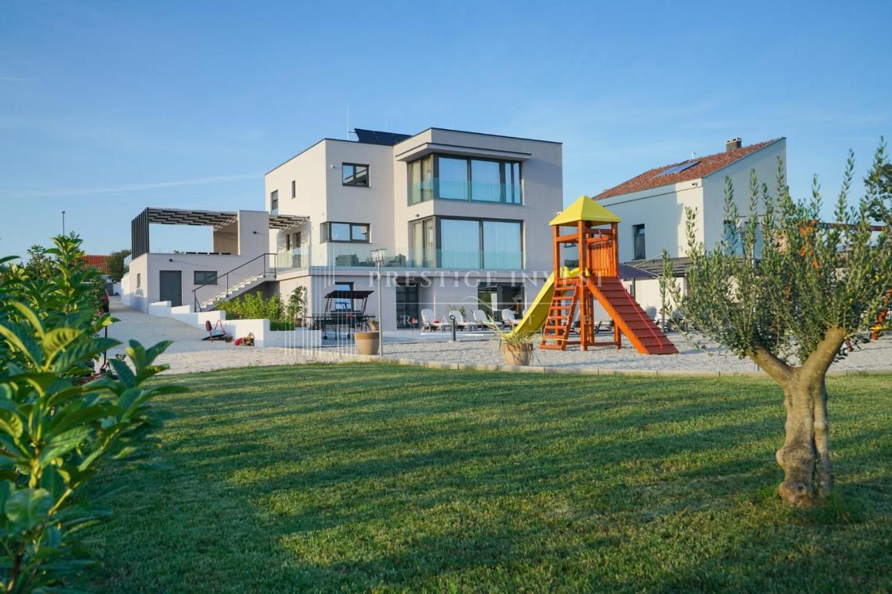 House For sale -  Ninski Stanovi