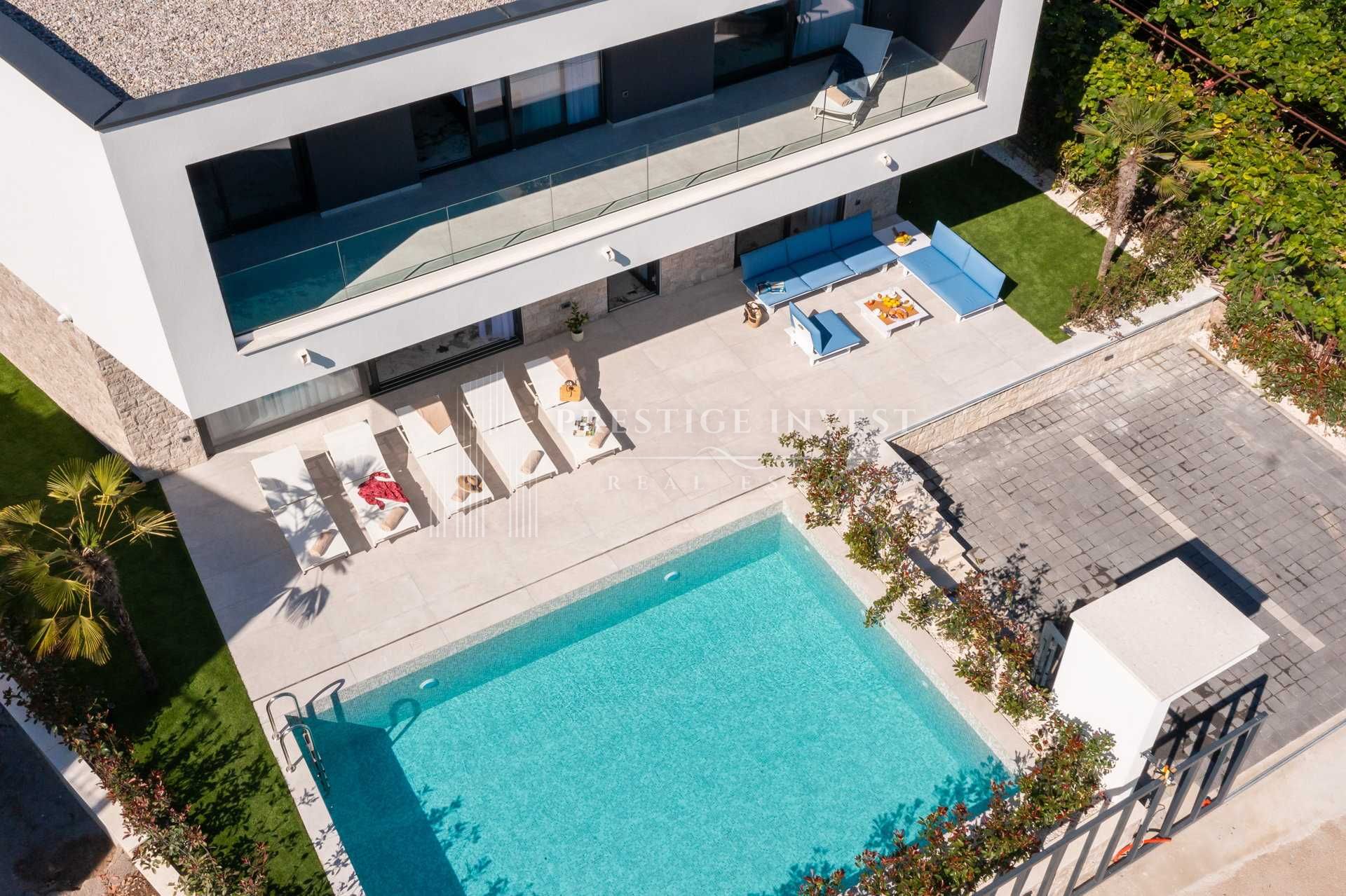 Casa In vendita -  Rogoznica
