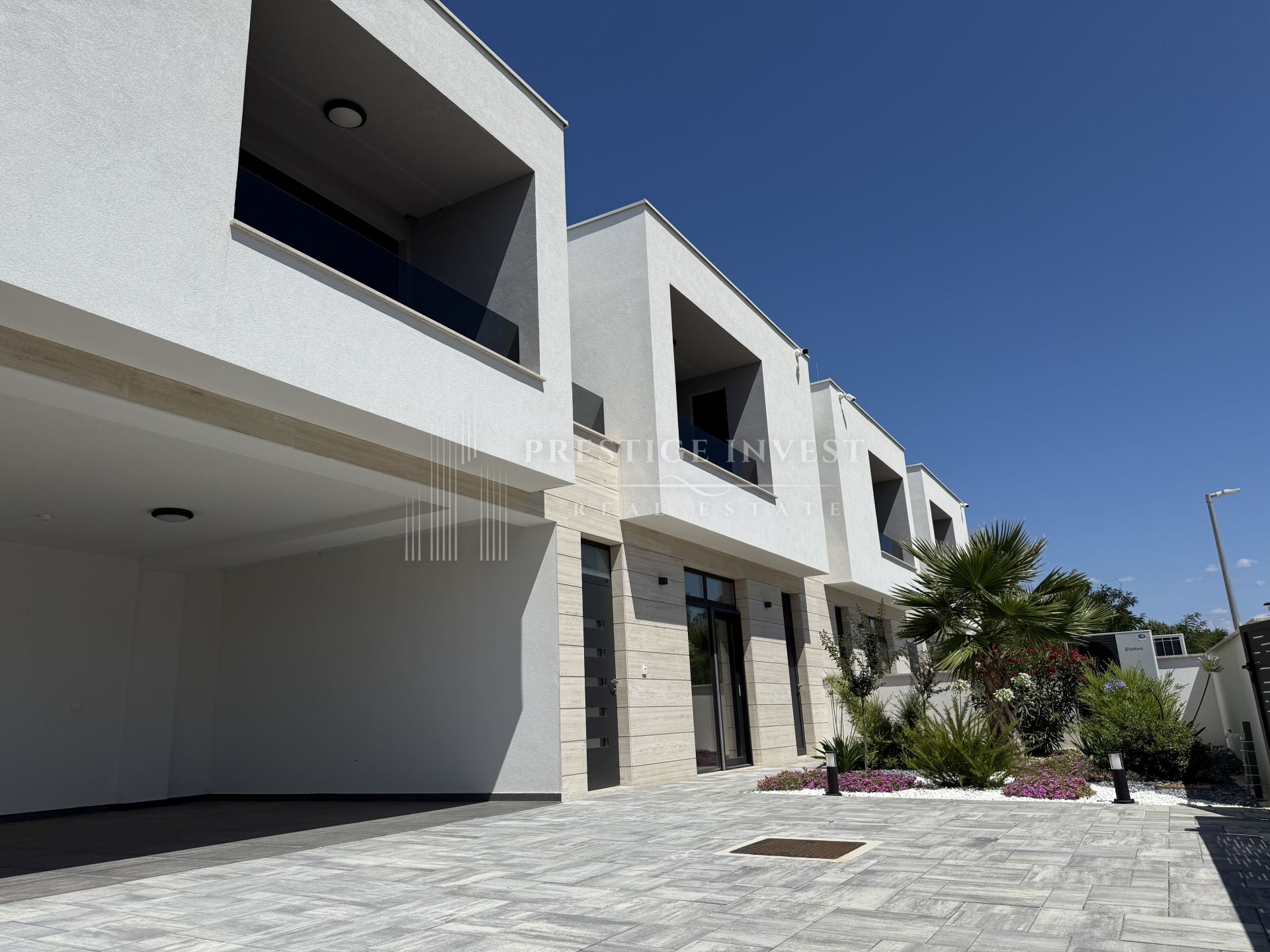 House For sale -  Zaton