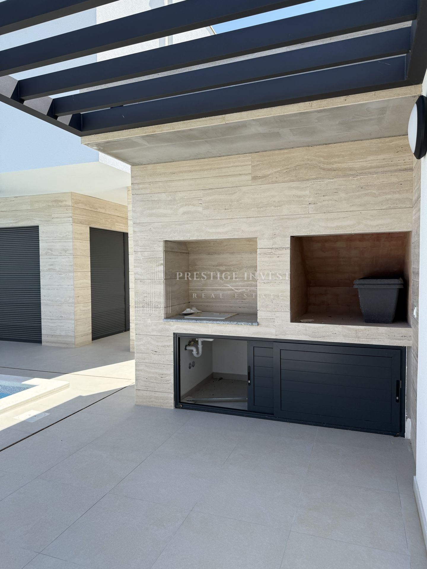 House For sale -  Zaton