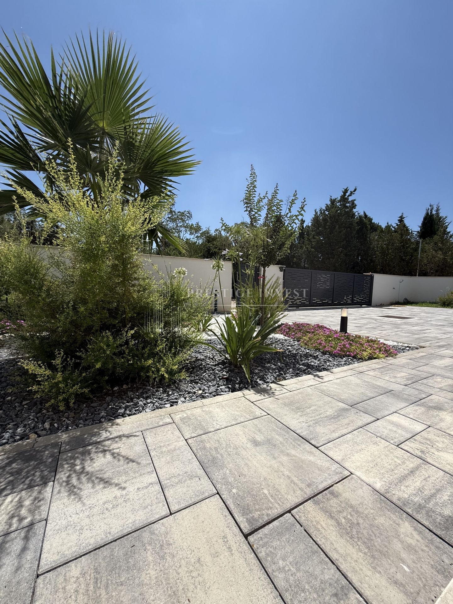 House For sale -  Zaton