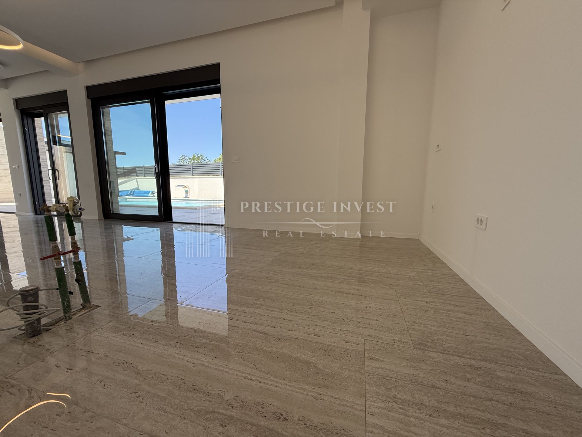 House For sale -  Zaton