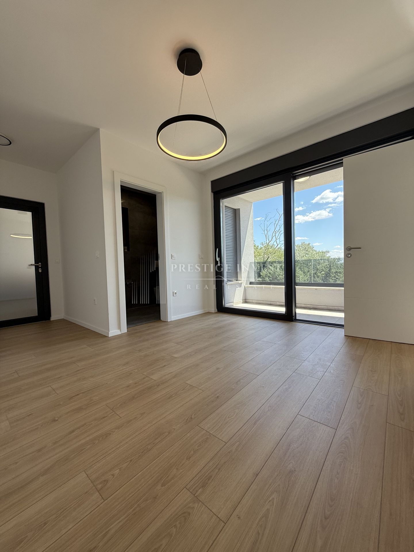 House For sale -  Zaton