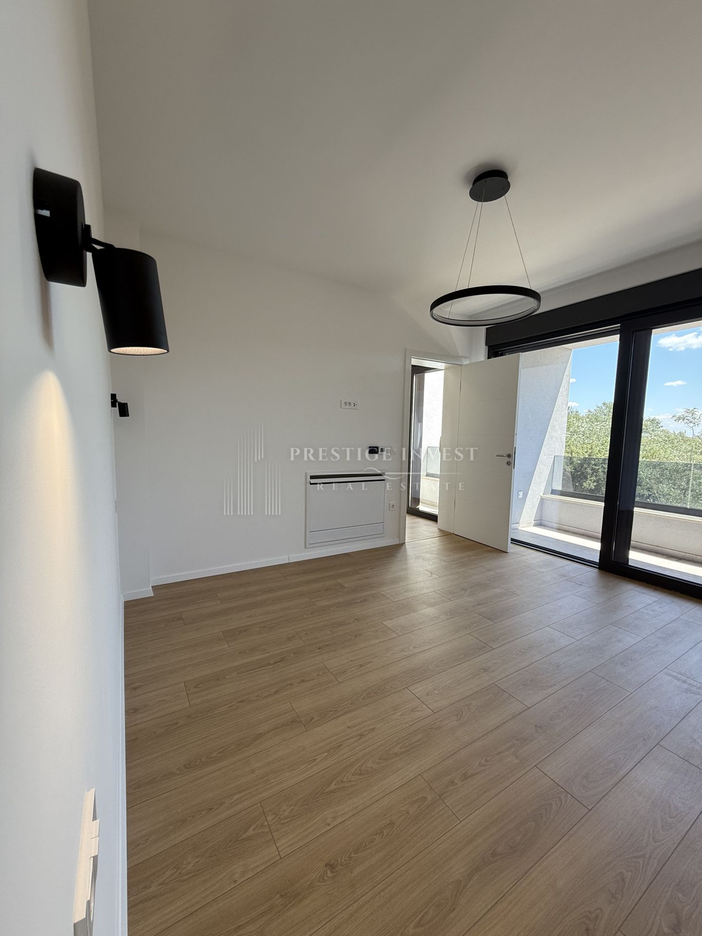 House For sale -  Zaton