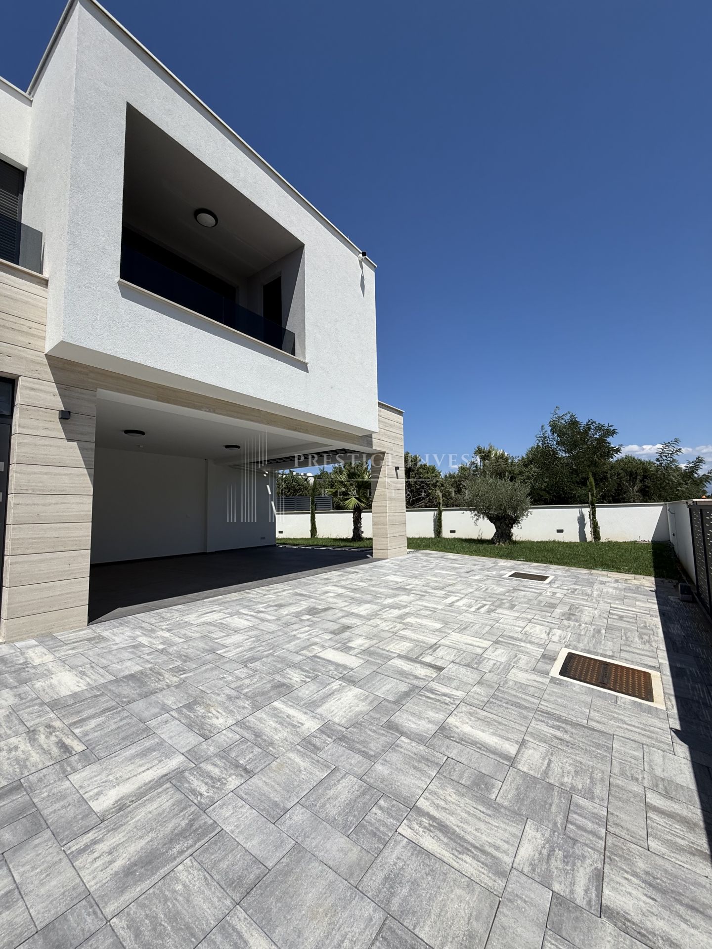 House For sale -  Zaton