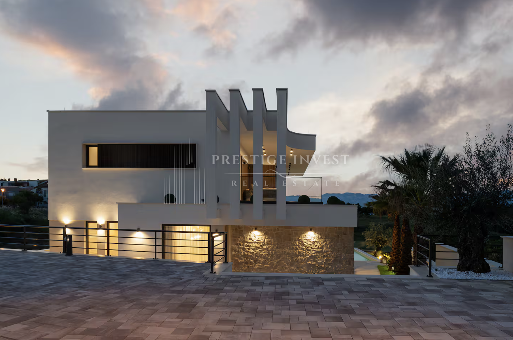 House For sale -  Nin