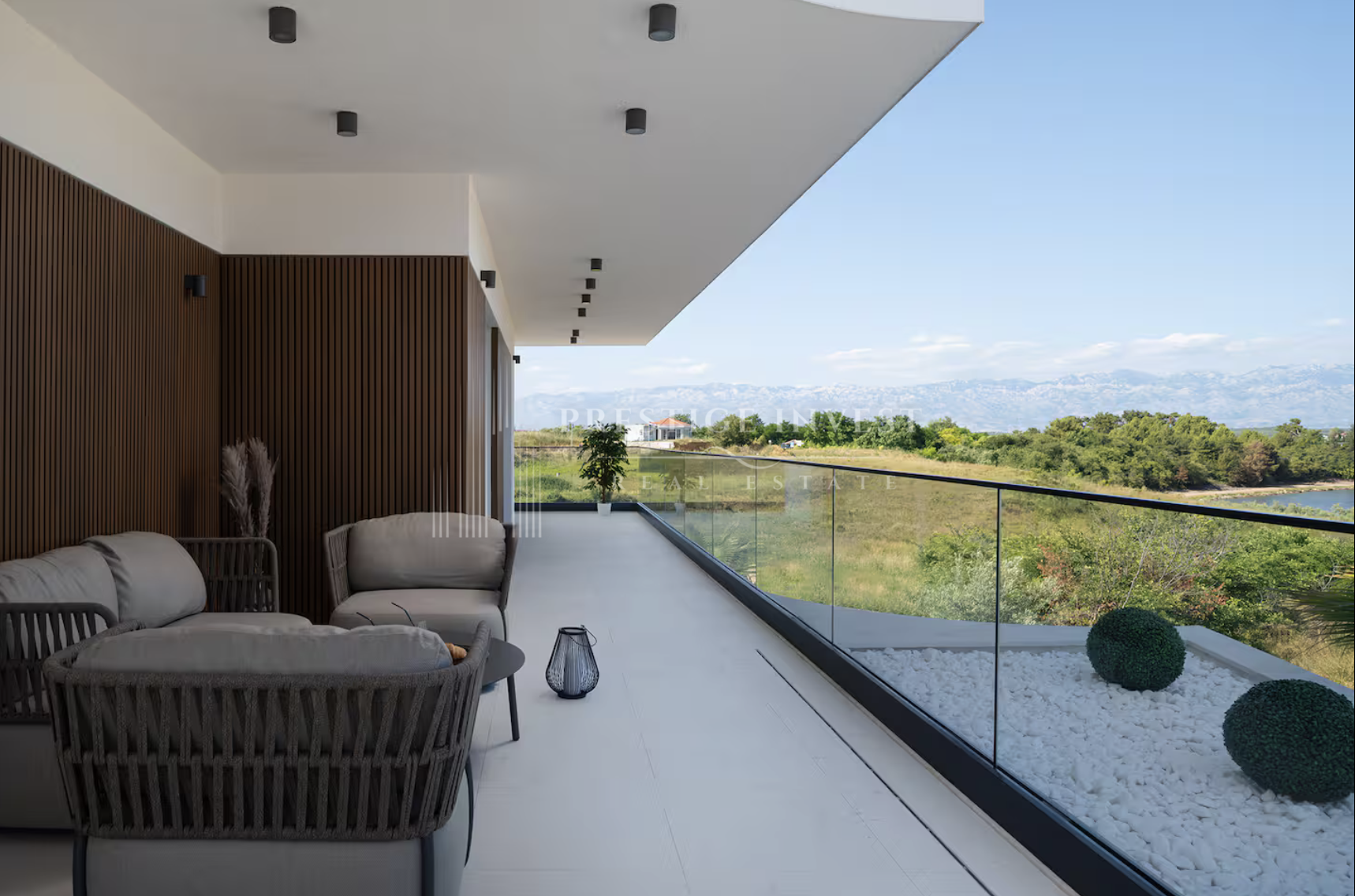 House For sale -  Nin