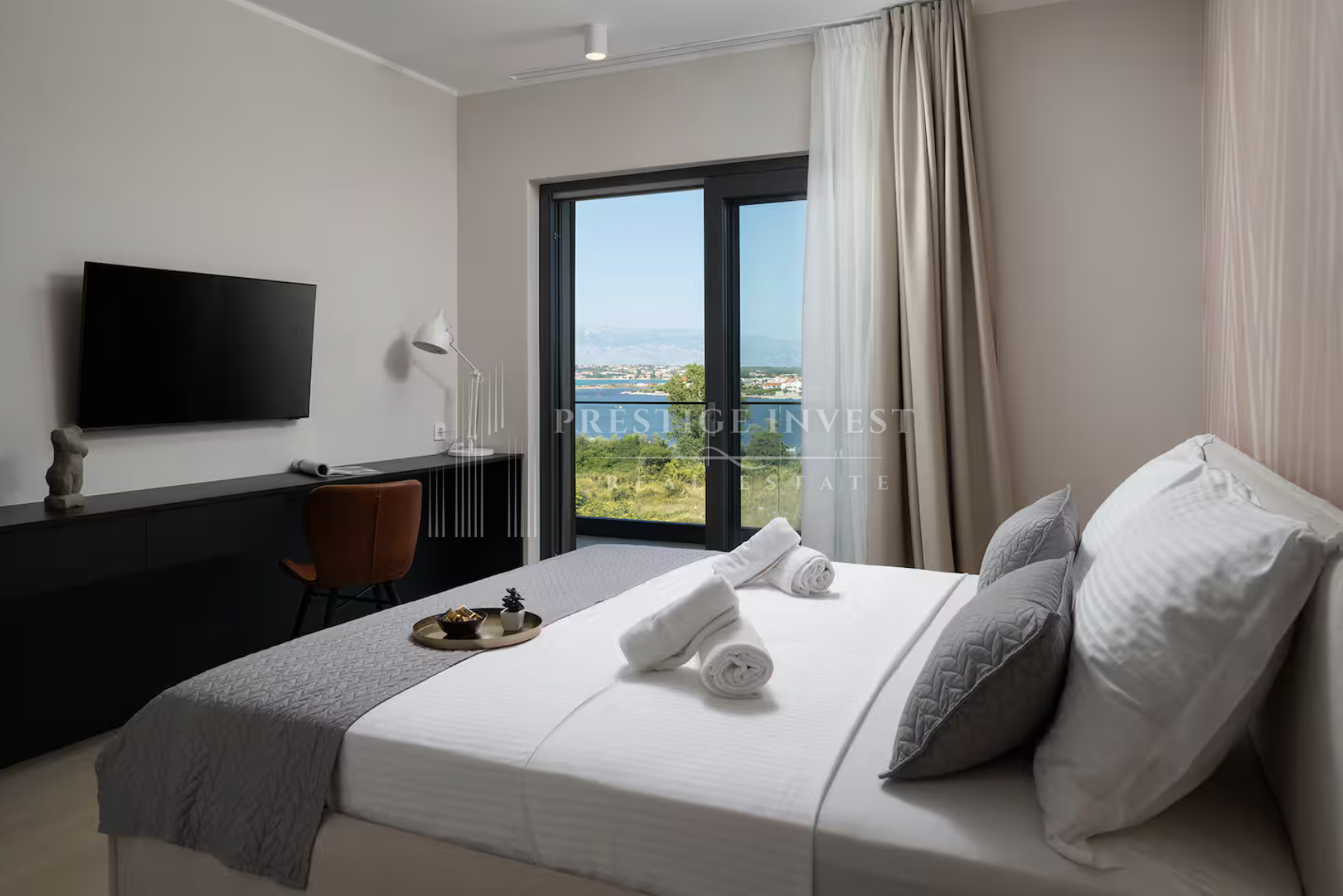 House For sale -  Nin